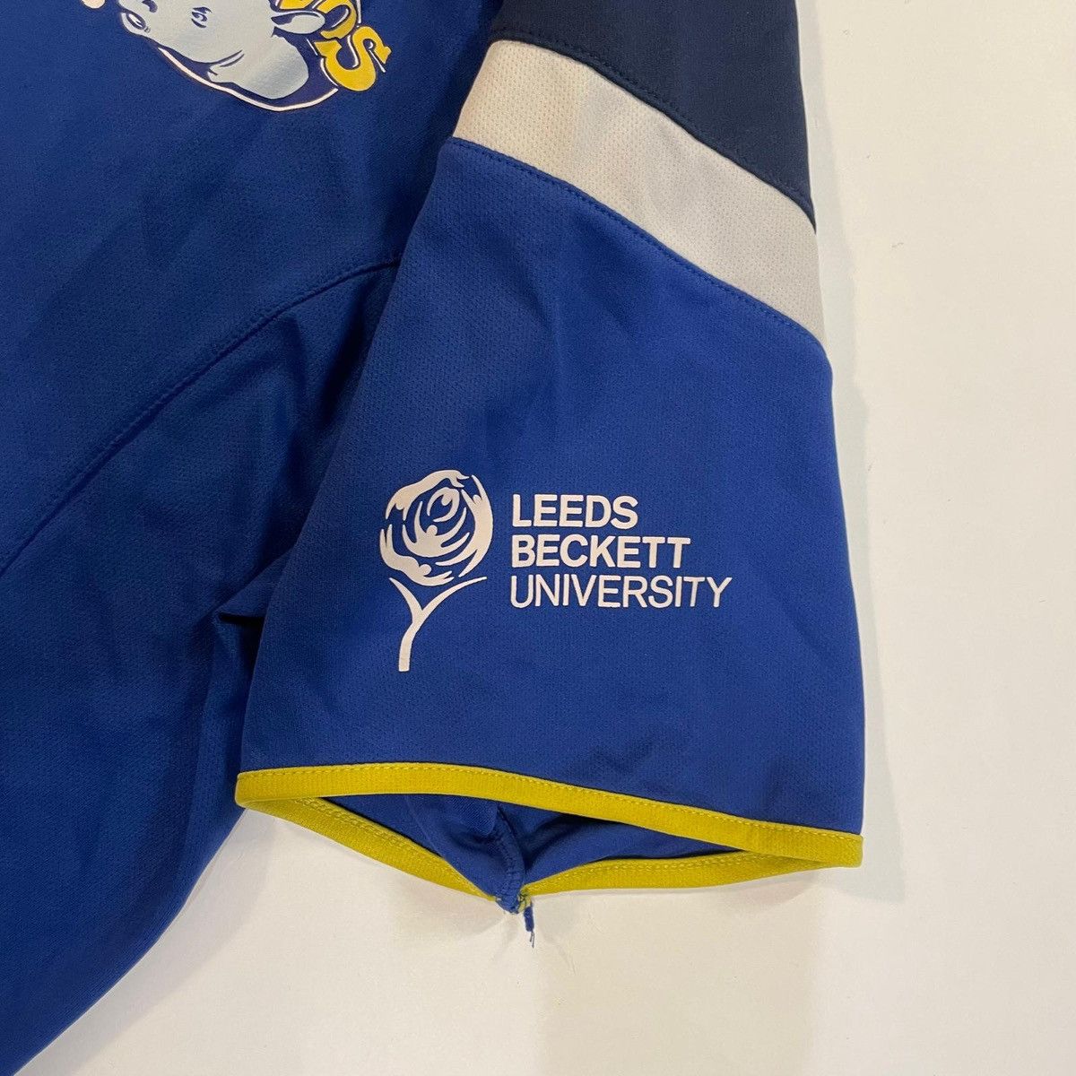 Other Leeds Rhinos training shirt tee sportswear ISC rugby Size US L / EU 52-54 / 3 - 8 Thumbnail
