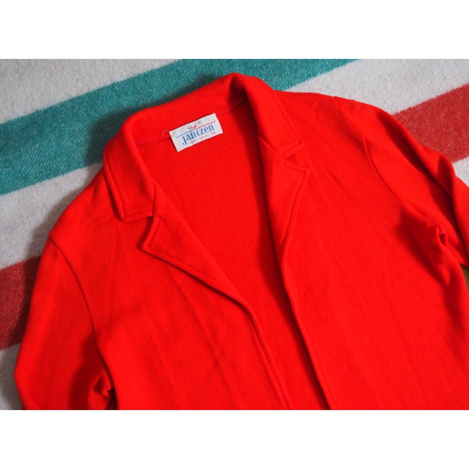 Jantzen VTG 60s JANTZEN Red Wool Open Pullover Cardigan Sweater Womens S EUC Size S / US 4 / IT 40 - 2 Thumbnail