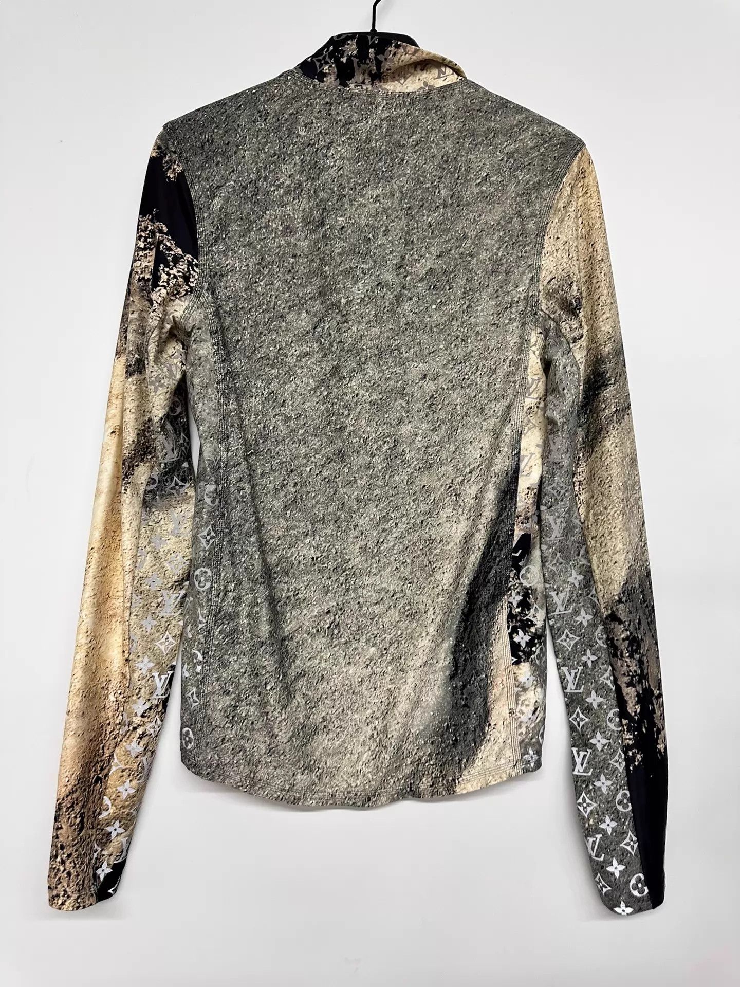Louis Vuitton LV All Over Print Top L Size US L / EU 52-54 / 3 - 2 Thumbnail
