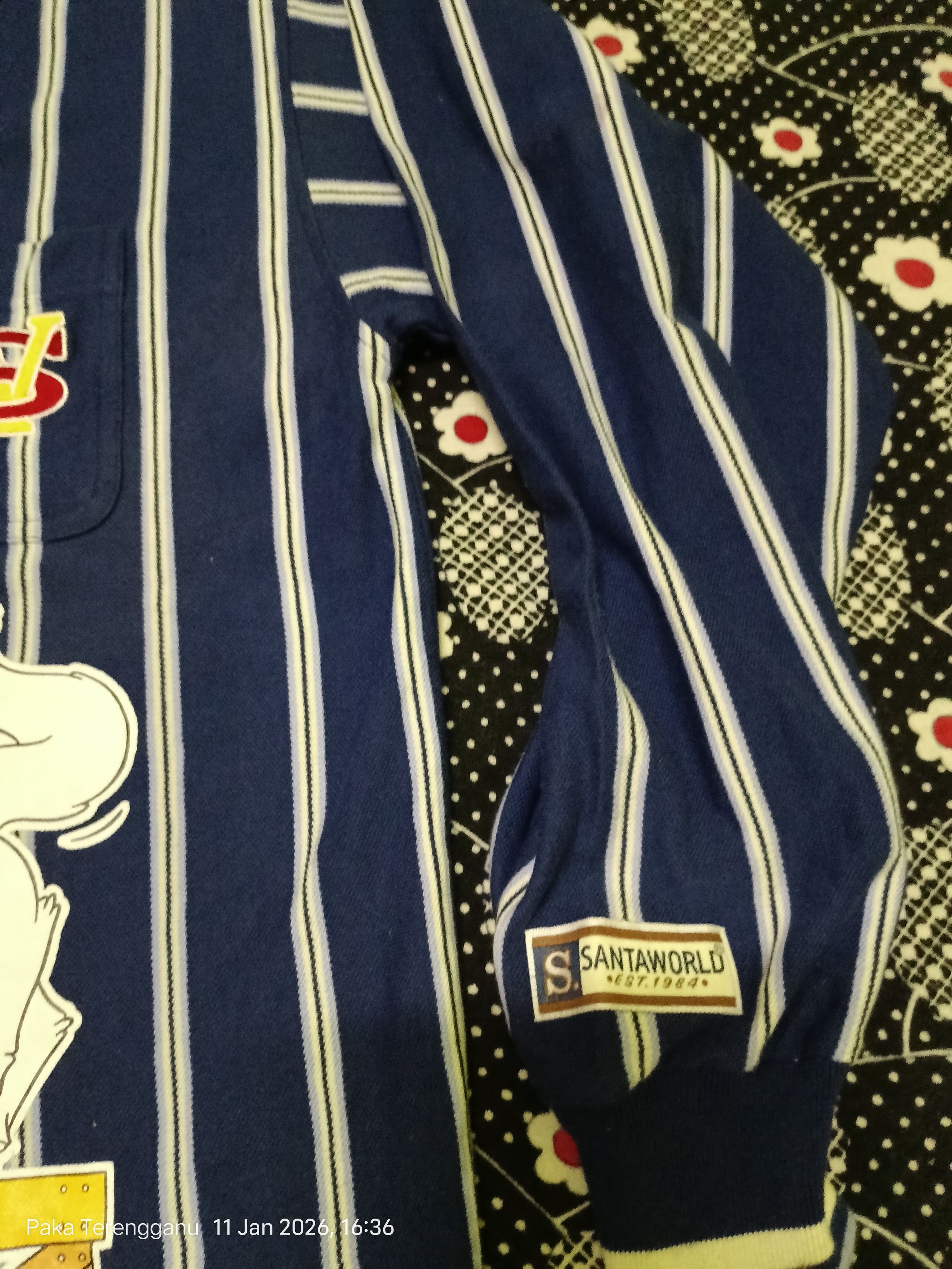 Vintage Santan world longslevee Size US L / EU 52-54 / 3 - 8 Thumbnail