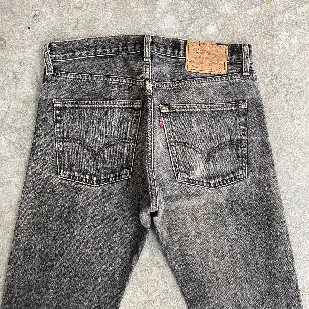 Levi's VTG 2003 Levi’s 505 Faded Grey Denim Jeans Size US 32 / EU 48 - 21 Thumbnail