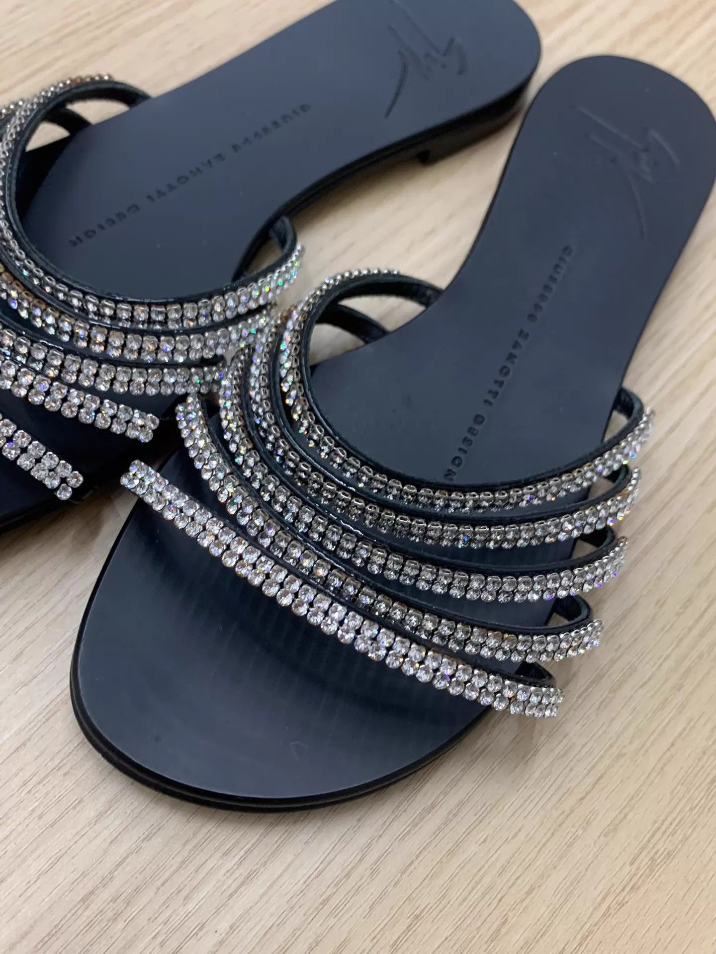 Giuseppe Zanotti Giuseppe Zanotti Black Multi-Crystal Mules 35.5 New Size US 5 / IT 35 - 2 Thumbnail