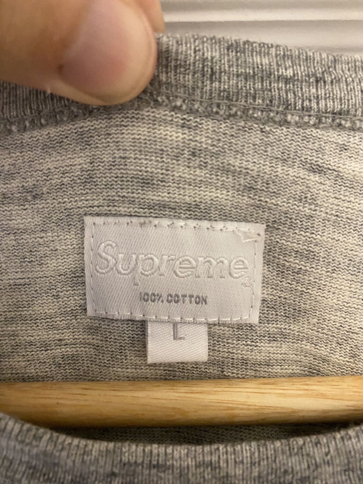 Supreme quality garment Logo tee