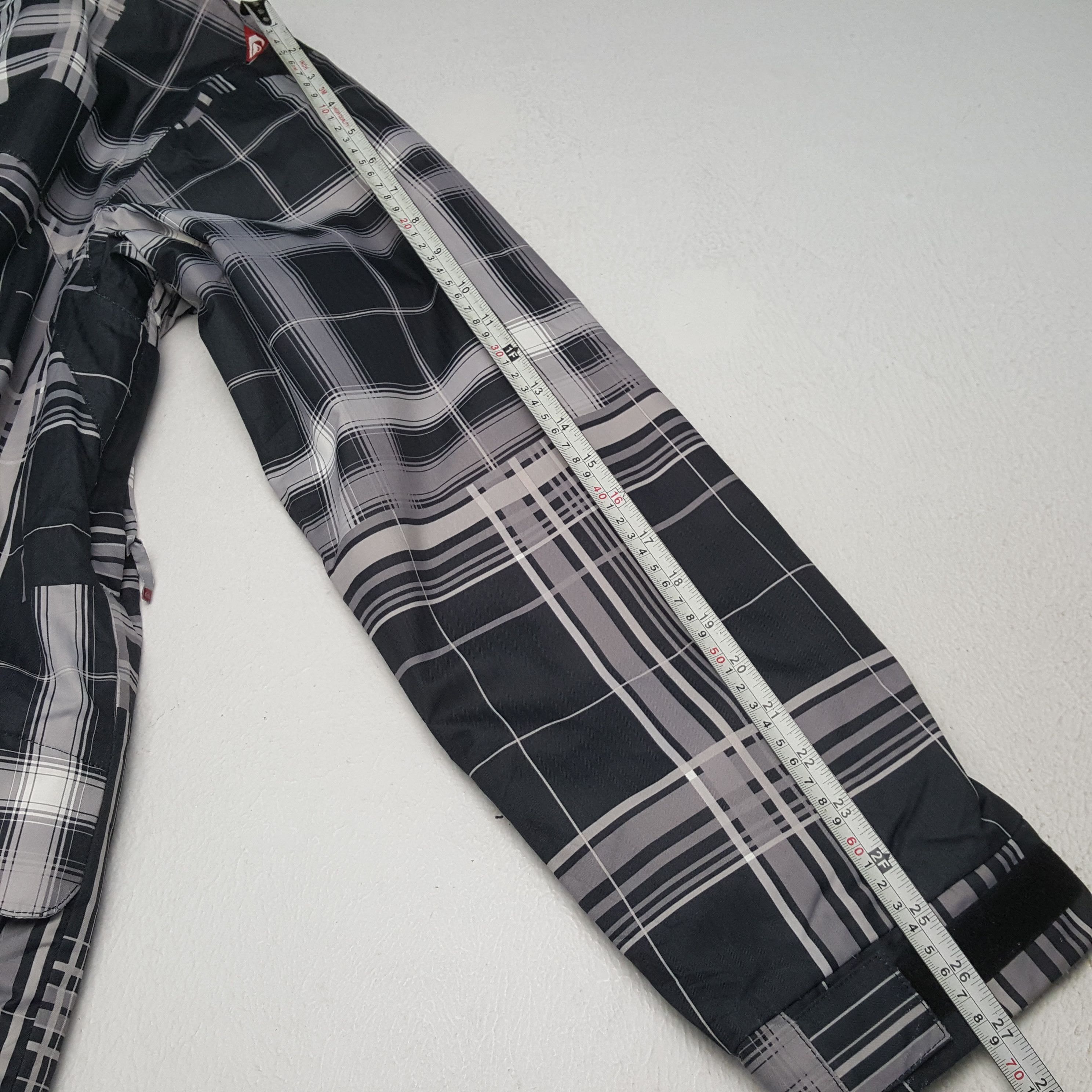 Quiksilver × Vintage Quiksilver Surfing Style Nice Design Jacket Hoodies Size US L / EU 52-54 / 3 - 12 Thumbnail
