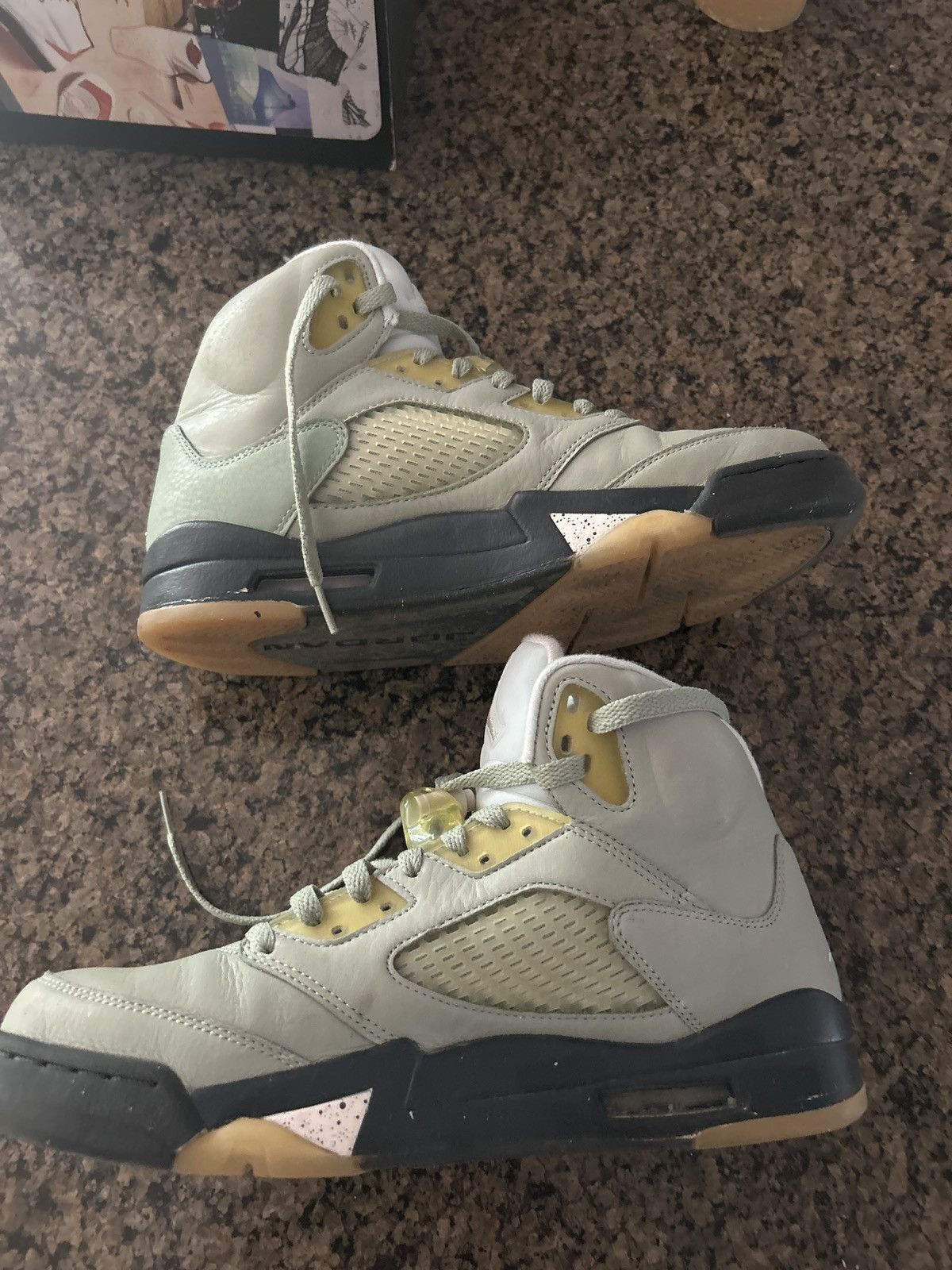 Nike Jordan 5 Retro | Jade Horizon/Desert Sand Size US 10 / EU 43 - 4 Thumbnail