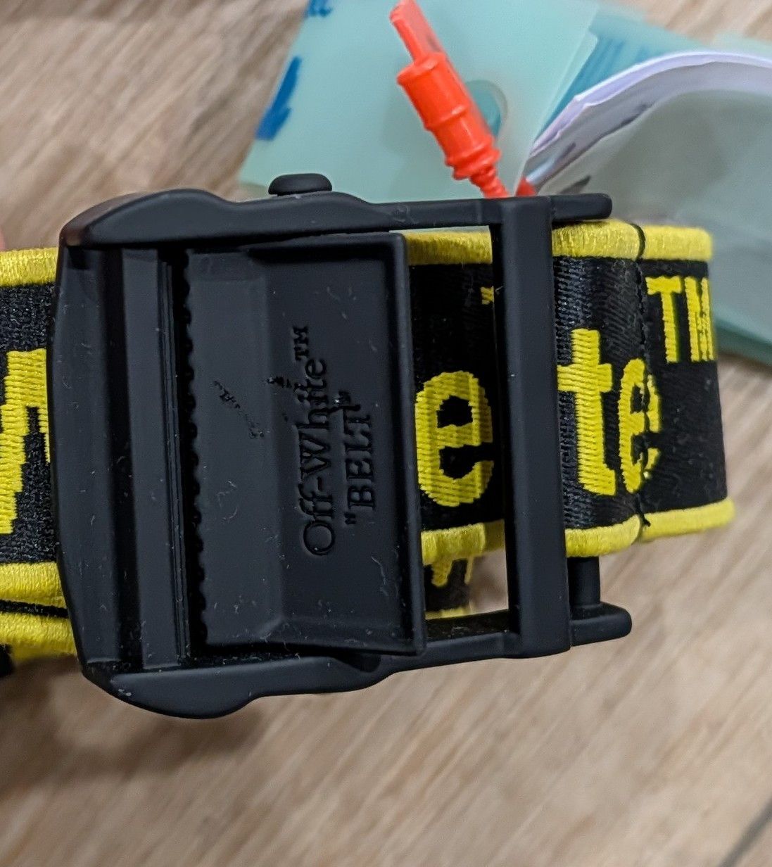 Off-White Off-White Industrial Jacquard Logo Belt Black/Gold 110 US 44 Size 44 - 3 Thumbnail
