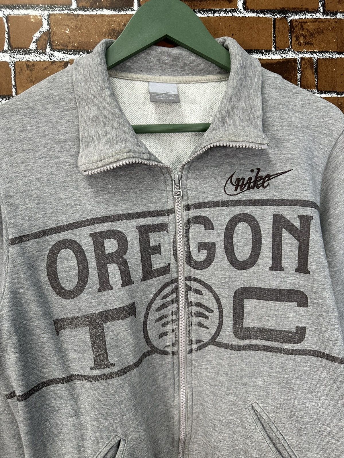 Nike Y2k Nike Oregon Swoosh Zipper Sweatshirt Z338 Size US M / EU 48-50 / 2 - 2 Thumbnail