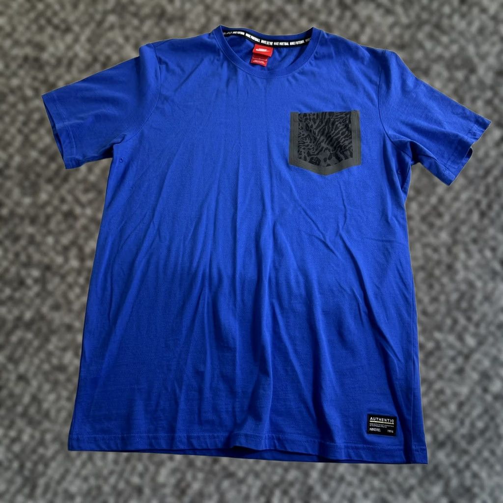 Nike NIKE F.C. Pocket Tee Soccer Futbol Animal Print Crew Neck Short Sleeve Large Size US 33 - 1 Thumbnail