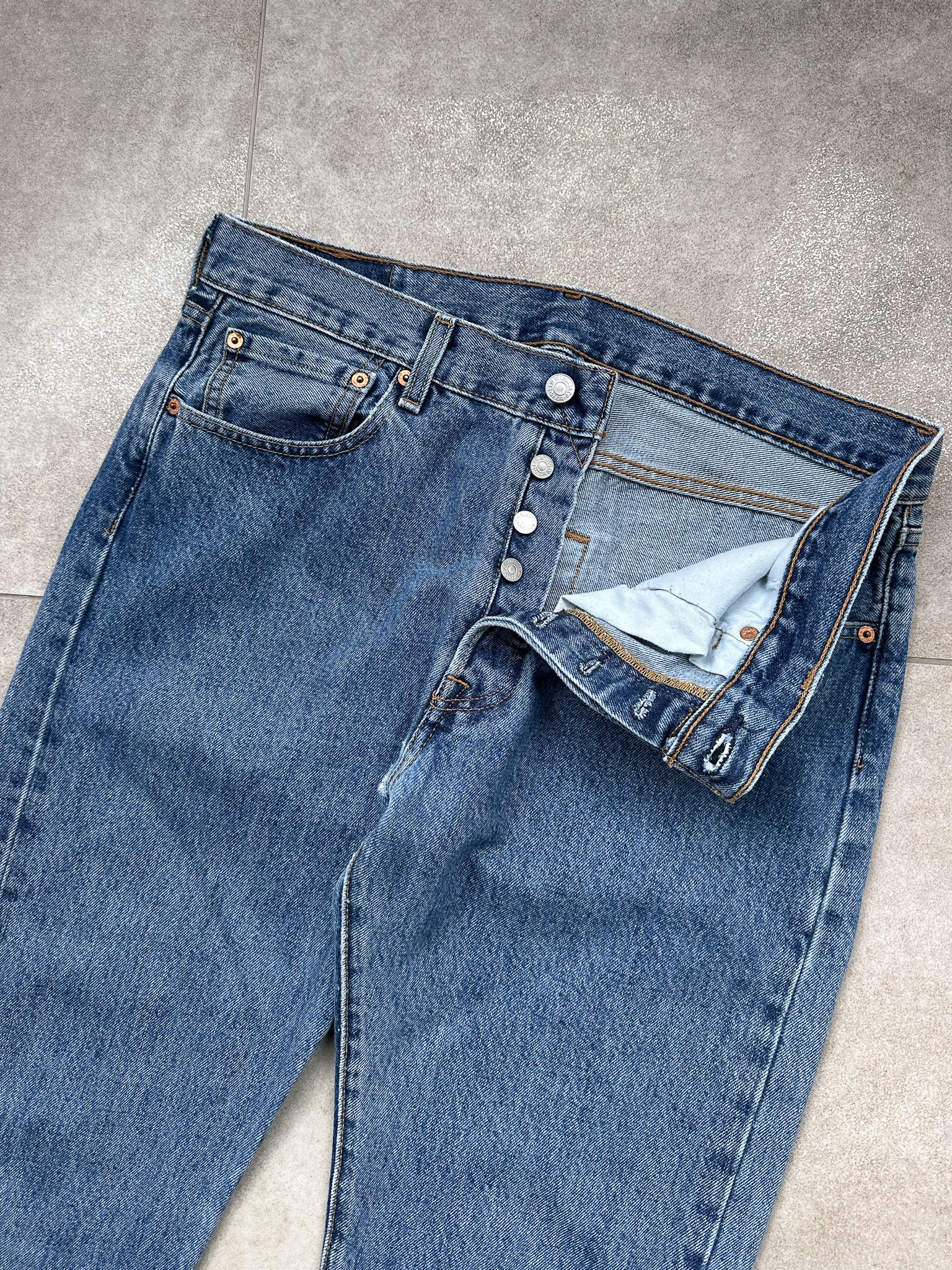 Jean Vintage Levi's 501 Blue Denim Jeans Pants Size US 32 / EU 48 - 5 Thumbnail