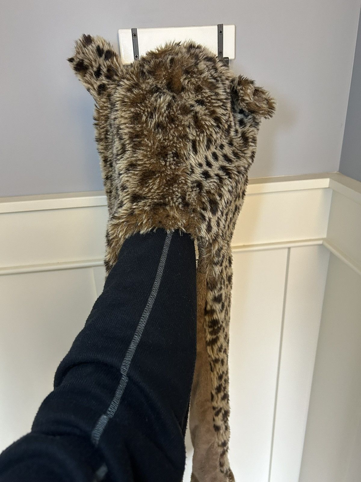 Aldo Vintage Aldo sherpa fleece lined leopard fur hat accessory Size ONE SIZE - 19 Thumbnail