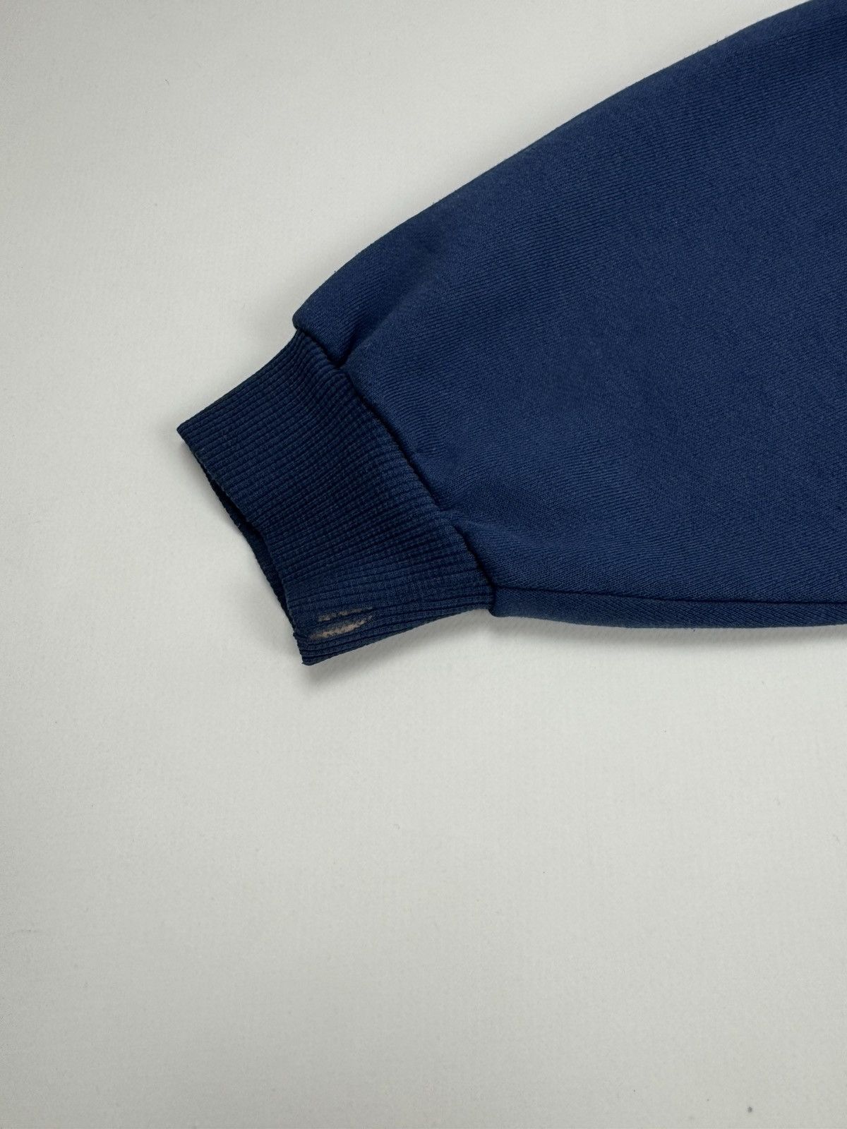 Umbro × Vintage 1990’s Vintage Distressed Umbro Pro Training Sweatshirt Size US L / EU 52-54 / 3 - 16 Thumbnail
