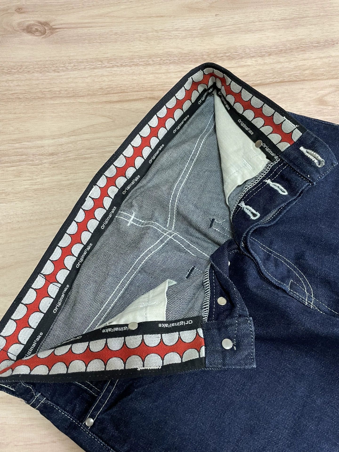 Original Fake OriginalFake KAWS Red Tooth Waist Raw Denim Jeans W30 GC Size US 30 / EU 46 - 8 Thumbnail