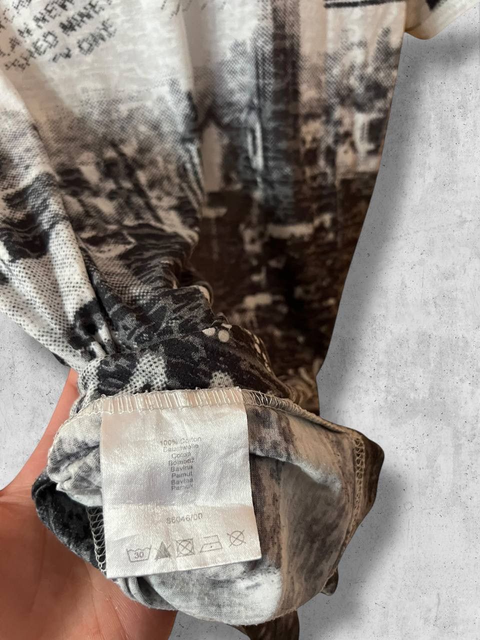 Armani Armani Jeans FULL PRINT Avantgarde vintage t shirt tee Size US M / EU 48-50 / 2 - 5 Thumbnail