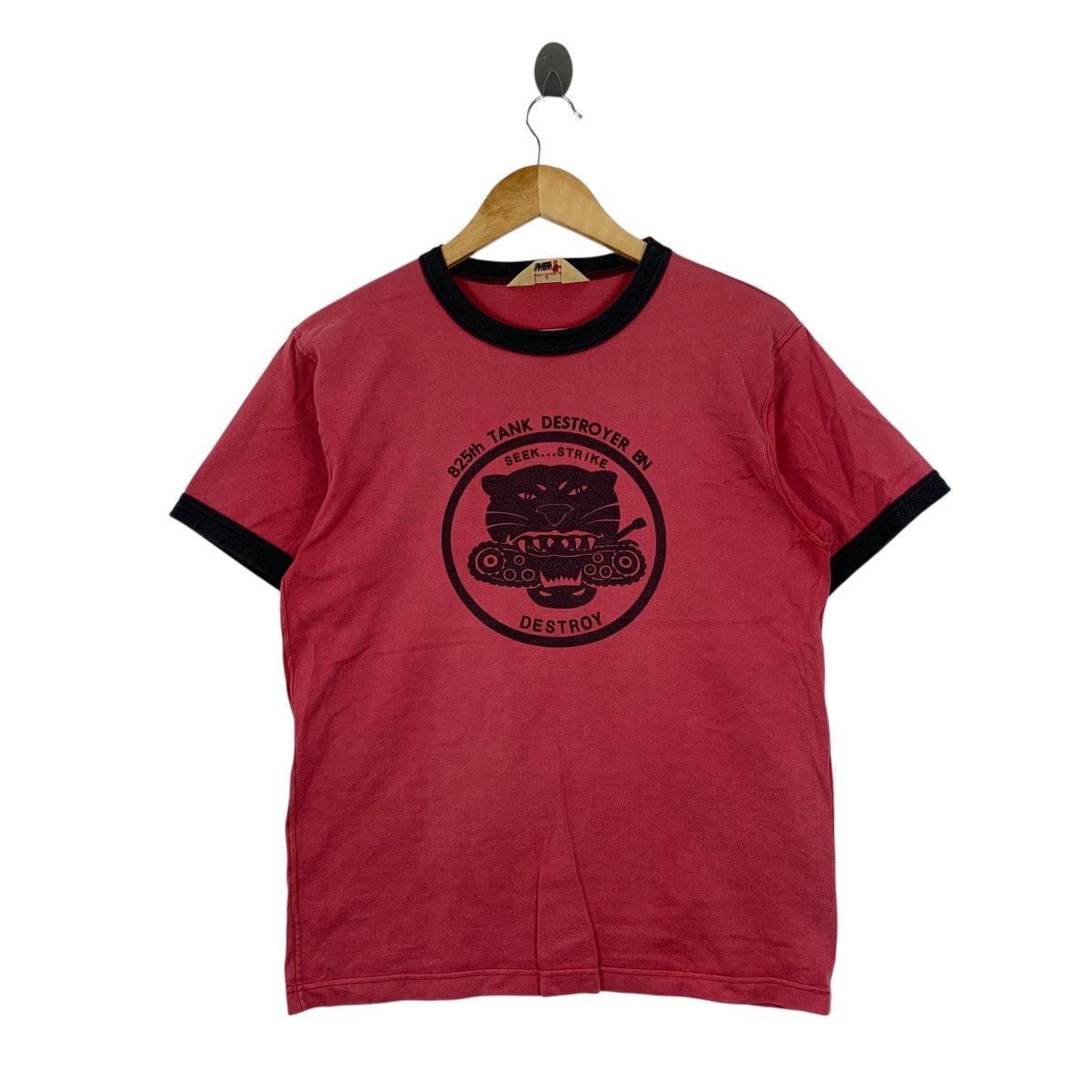 Cushman CUSHMAN SPORTSWEAR 825th Tank Destroyer JapaneseBrand Tshirt Size US M / EU 48-50 / 2 - 1 Thumbnail