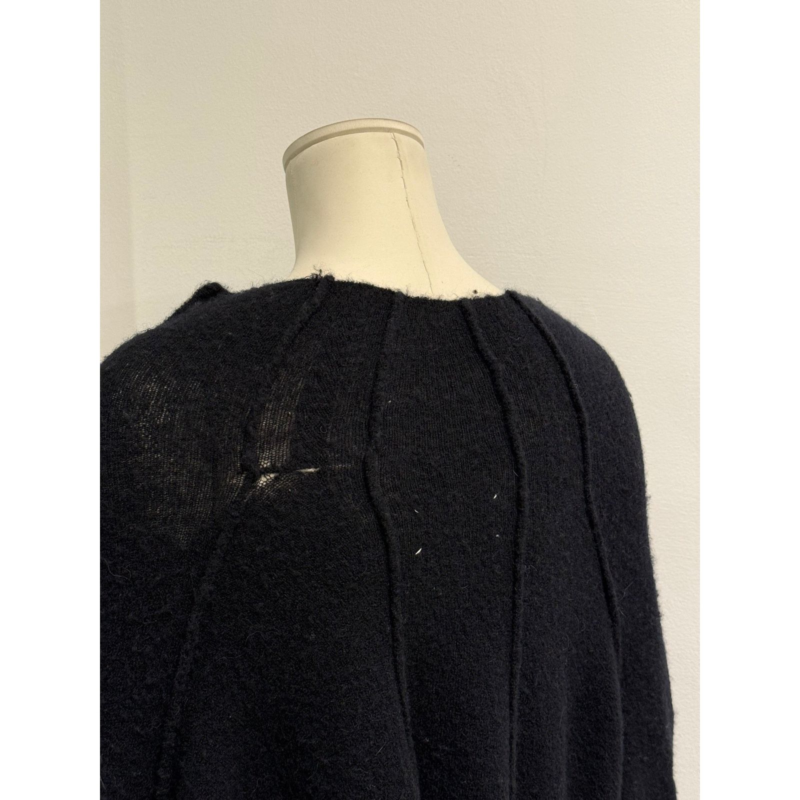 Maison Margiela 1990s Maison Margiela Miss Deanna asymmetrical cardigan Size ONE SIZE - 8 Thumbnail
