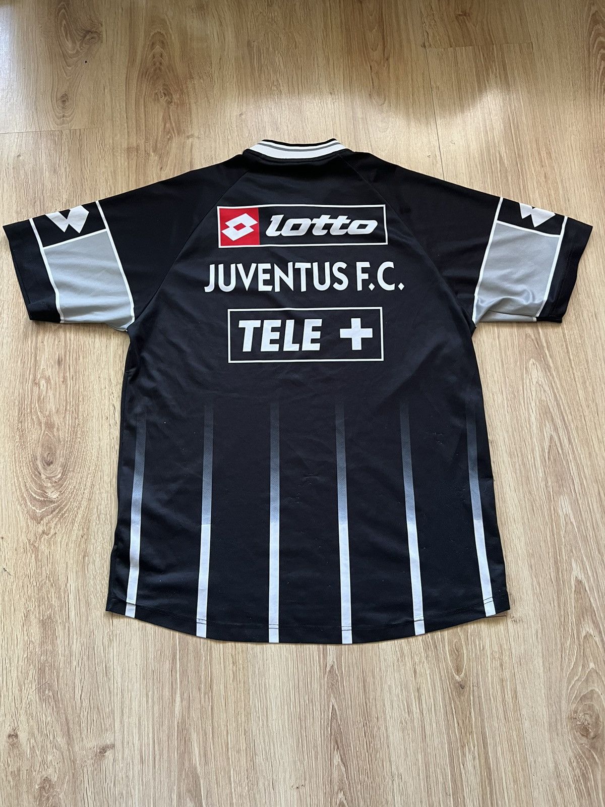 Lotto Juventus Training Shirt Jersey 2000-01 vintage retro