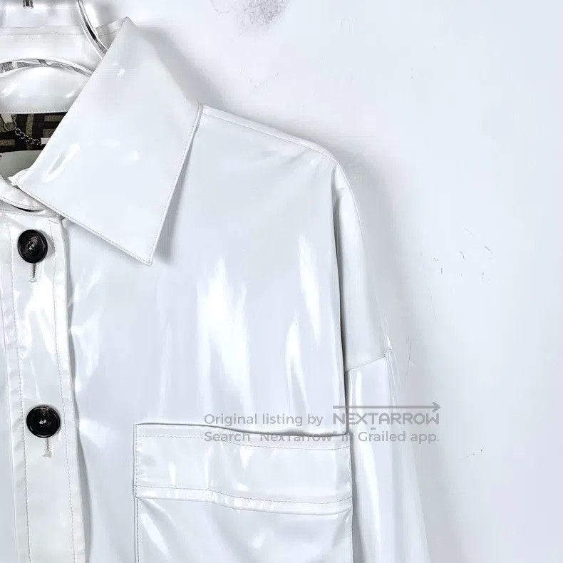 Fendi Fendi White patent leather lapel long sleeve single breast Size XXS / US 00 / IT 34 - 3 Thumbnail