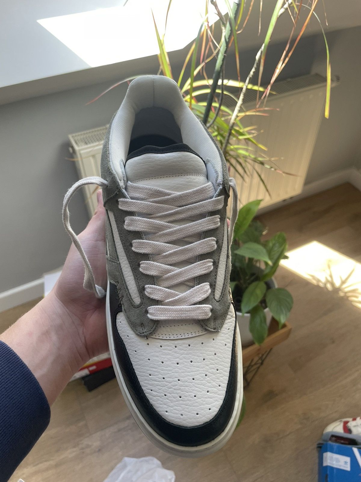 Represent Clo. Represent Reptir Low Panelled Sneakers | Khaki | Leather Size US 11 / EU 44 - 2 Thumbnail