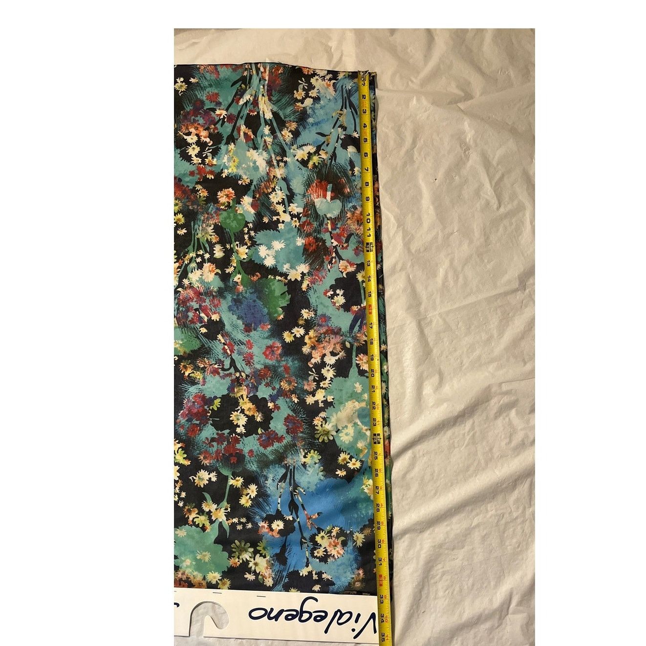 Other One of a Kind Silk Scarf Manufacture Sample - Flowers- Italy Size ONE SIZE - 5 Thumbnail