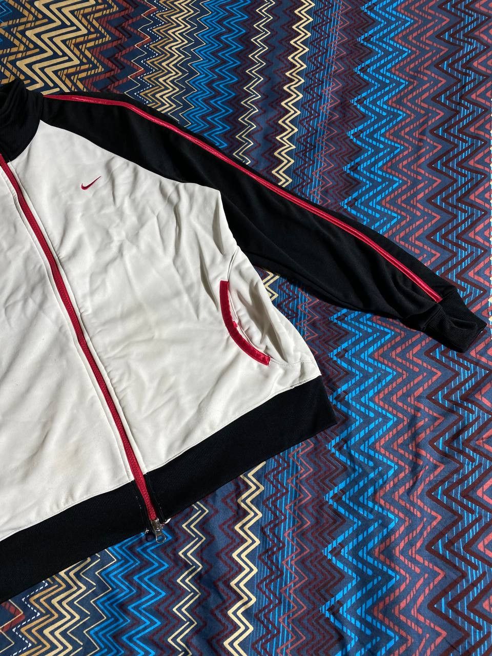 Nike × Vintage Sweatshirt Nike Vintage Big Central Logo 90s Outdoor Style Size US M / EU 48-50 / 2 - 10 Thumbnail