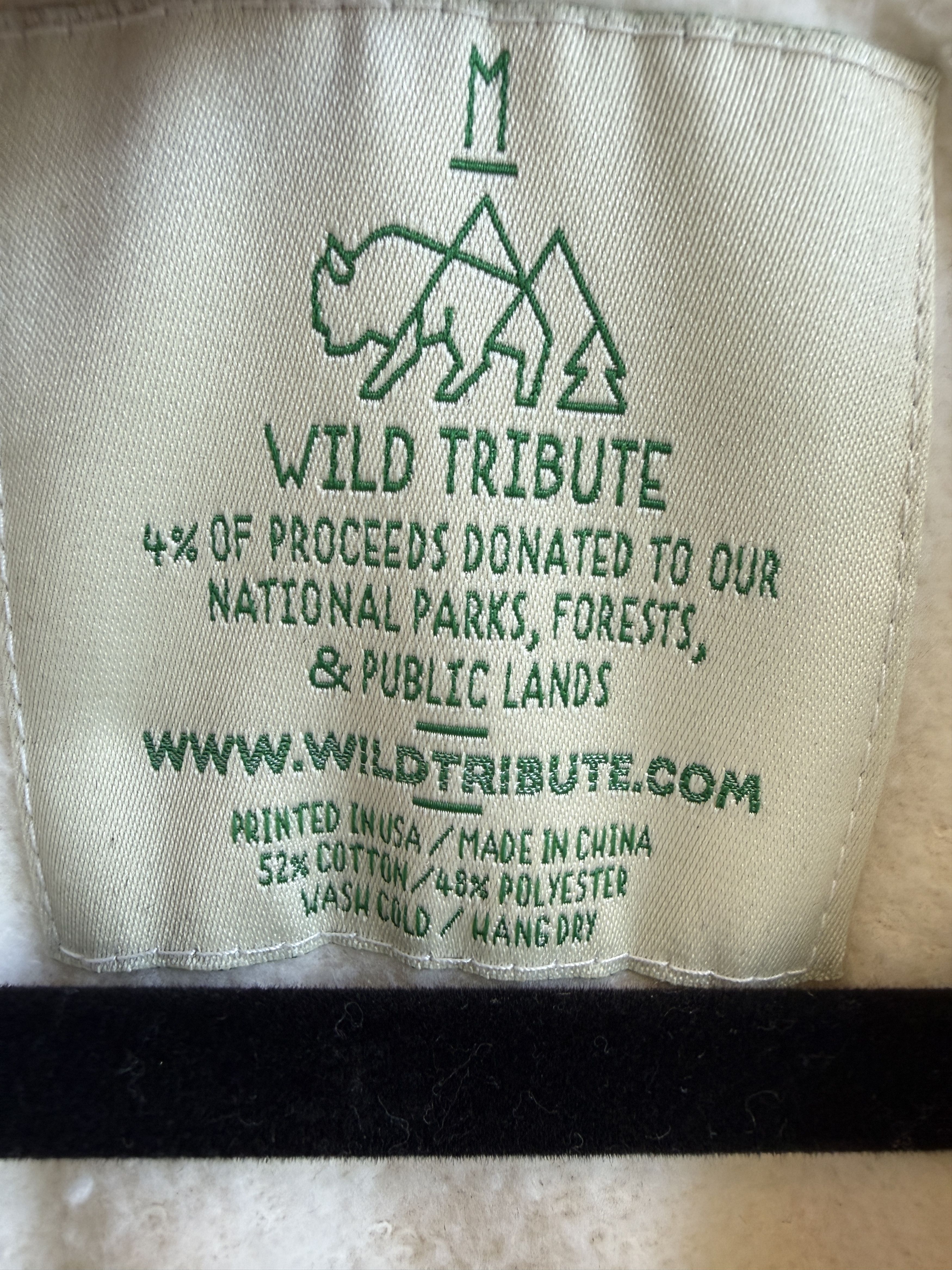 Other Wild Tribute Rescue Dog Snowbird, Utah light hoodie Size US M / EU 48-50 / 2 - 4 Thumbnail