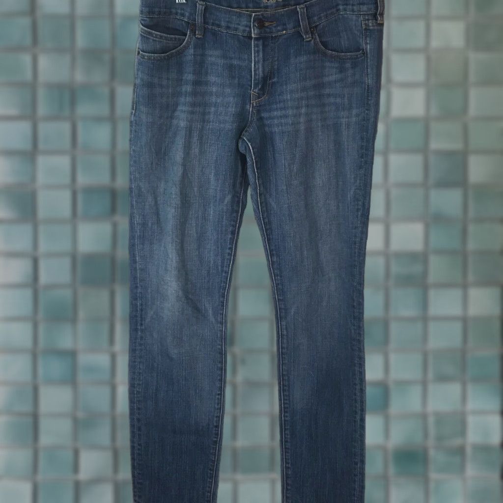 Old Navy Old Navy Jeans The Diva Denim Straight Leg 10 Women Blue 34X33 Regular Fit 33in Inseam Size 32" / US 10 / IT 46 - 1 Thumbnail