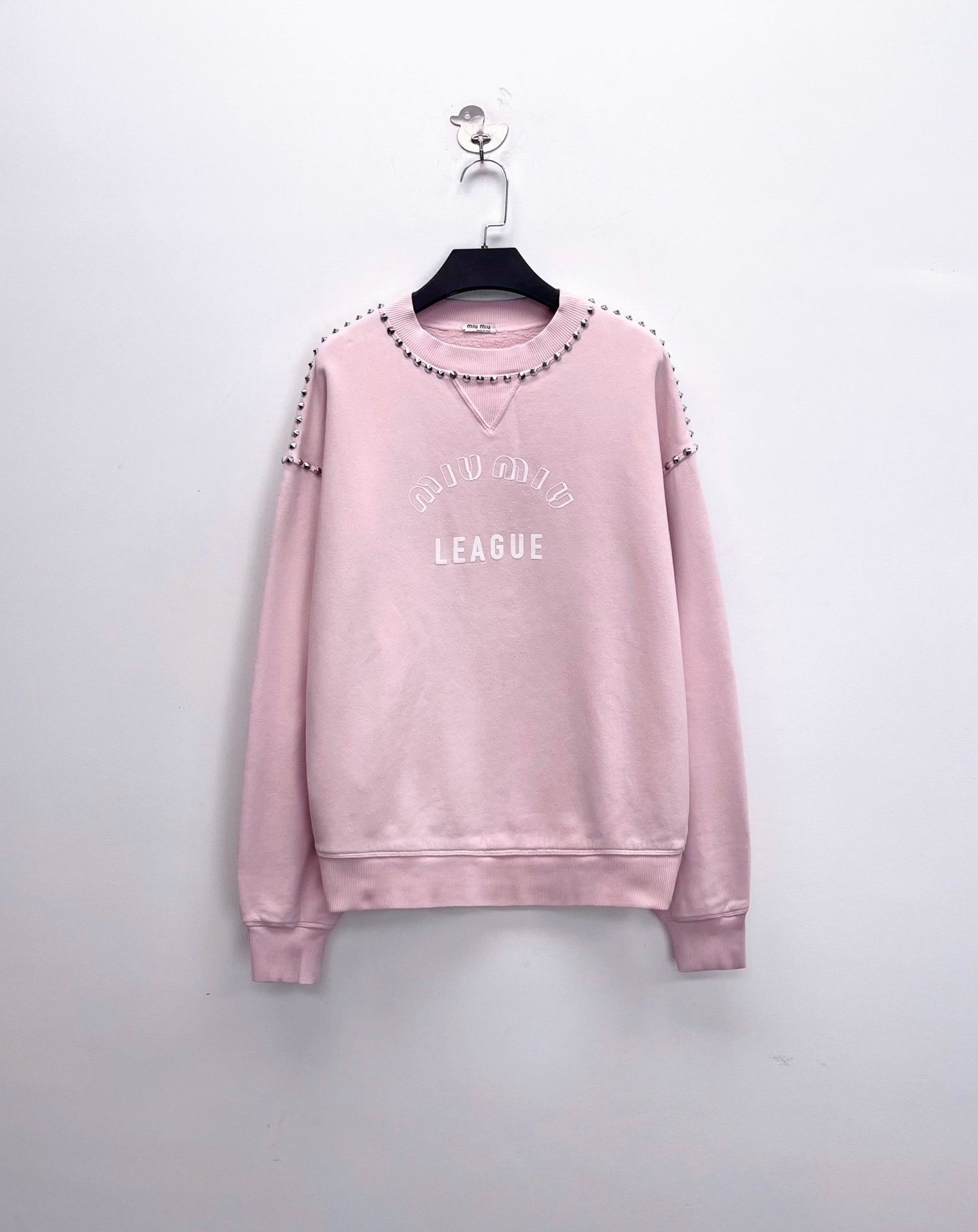 Miu Miu Miu Miu Light Pink Beaded Letter Logo Sweatshirt Size US S / EU 44-46 / 1 - 1 Thumbnail