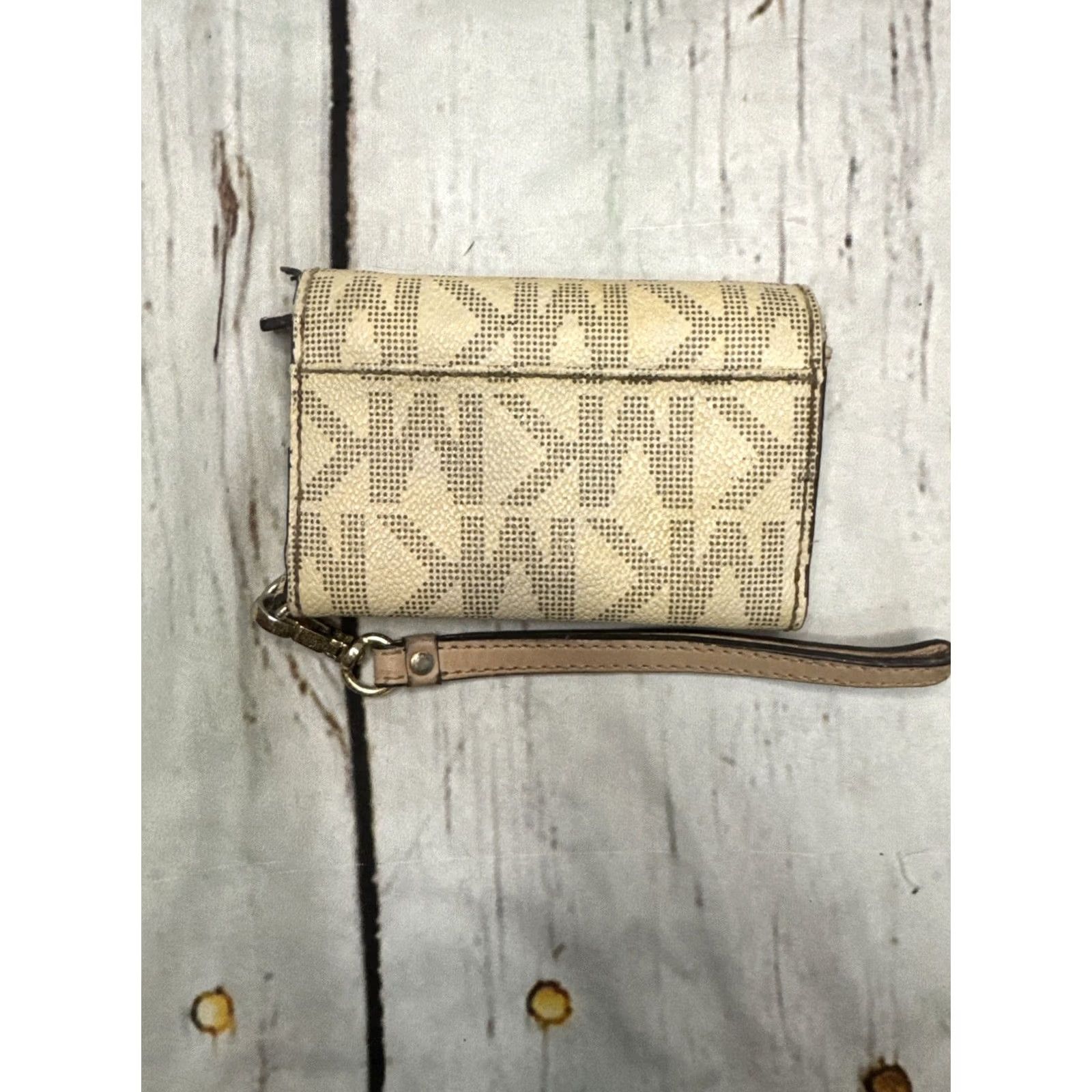 Michael Kors Michael Kors Jet Set Travel Leather Small Smartphone Envelope Wallet White Wristlet Womens Zipper Organizer Credit Card Size ONE SIZE - 2 Thumbnail