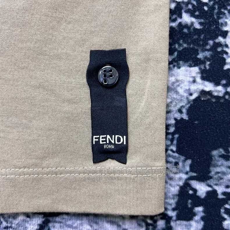 Fendi Fendi Monogram FF Zip Pocket Short Sleeve T-Shirt Size US S / EU 44-46 / 1 - 5 Thumbnail