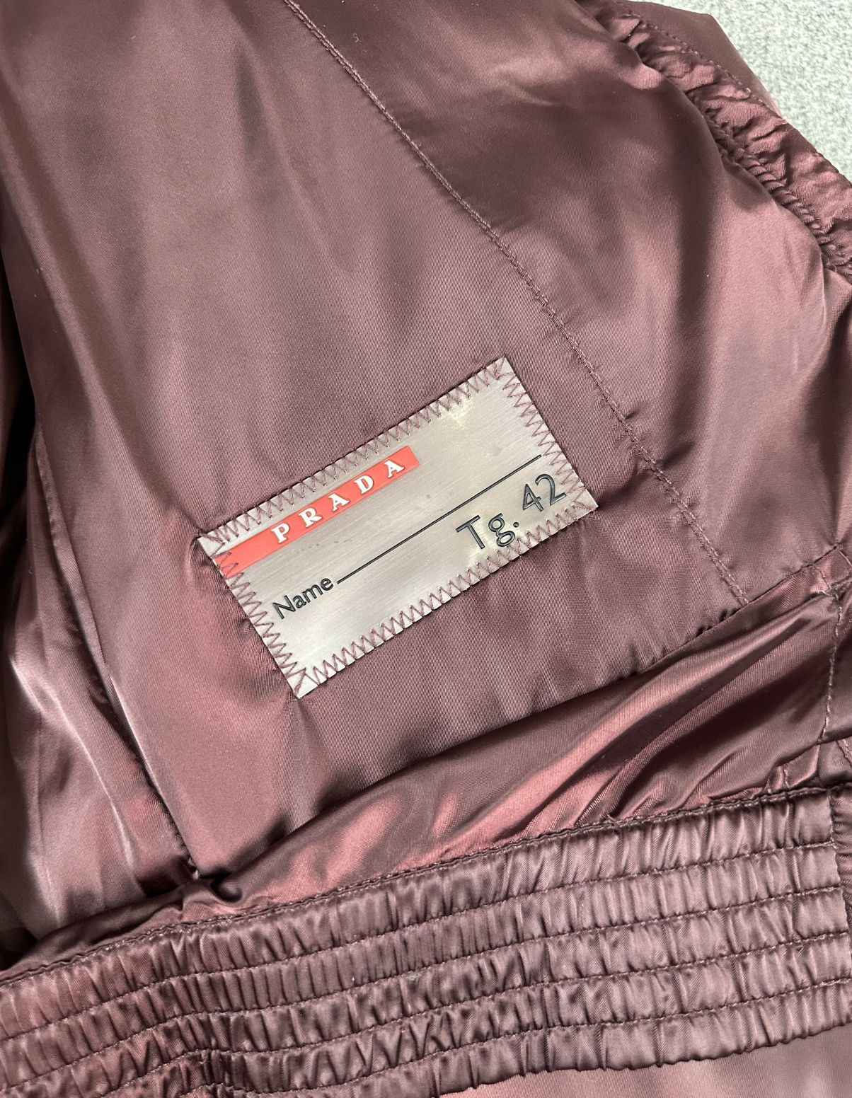 Prada Prada - 09 Down Zip-Up Nylon Hooded Jacket Fox Fur - Maroon Size M / US 6-8 / IT 42-44 - 15 Thumbnail