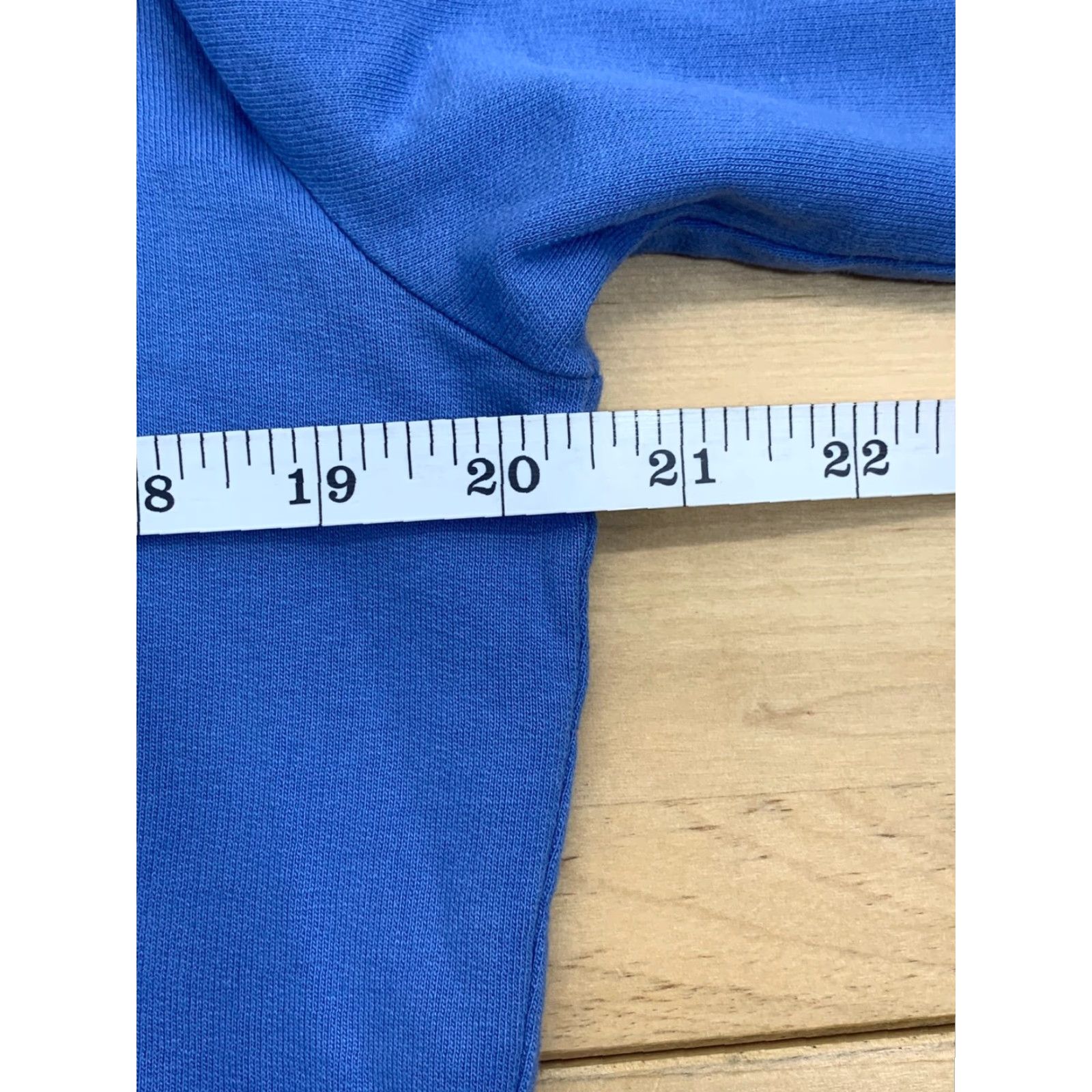 Vintage VINTAGE InCity Sweater Mens Crew Neck Long Sleeve Blue 90s Embroidered Cotton Size L Regular Size US L / EU 52-54 / 3 - 7 Thumbnail