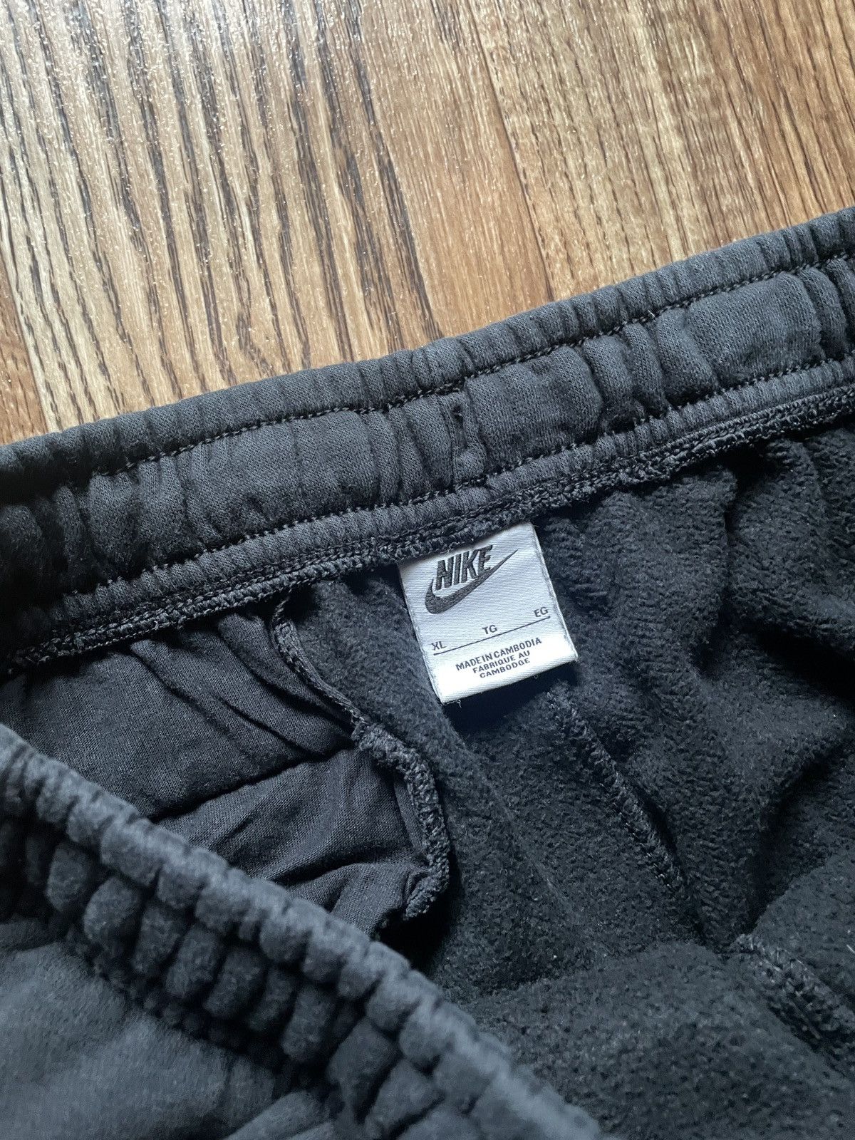 Nike VINTAGE Nike Sweatpants Men XL Activewear 90s baggy Casual Size US 36 / EU 52 - 5 Thumbnail