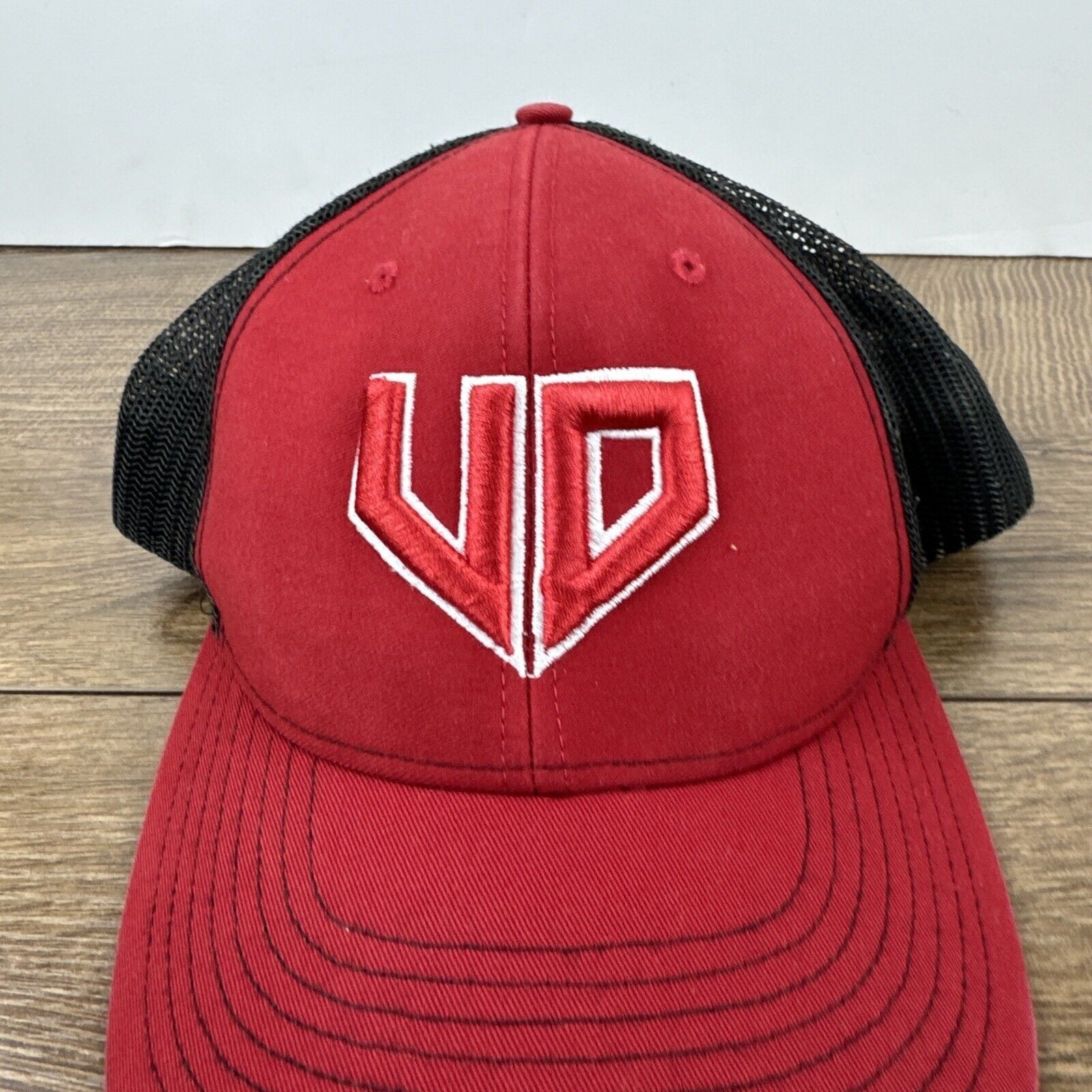 Other Dayton Flyers Hat UD University Dayton Red Hat Adjustable Ad Size ONE SIZE - 6 Thumbnail