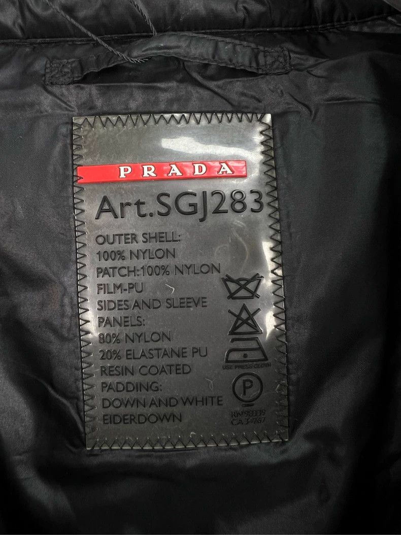 Prada Prada Triangle standard down jacket 2503-Nextarrow Size US L / EU 52-54 / 3 - 3 Thumbnail