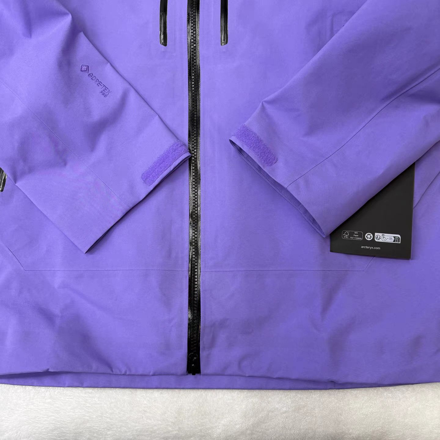 Arc'teryx Arc'teryx RUSH Purple Ski Hard Shell Jacket K15 Size L / US 10 / IT 46 - 2 Thumbnail