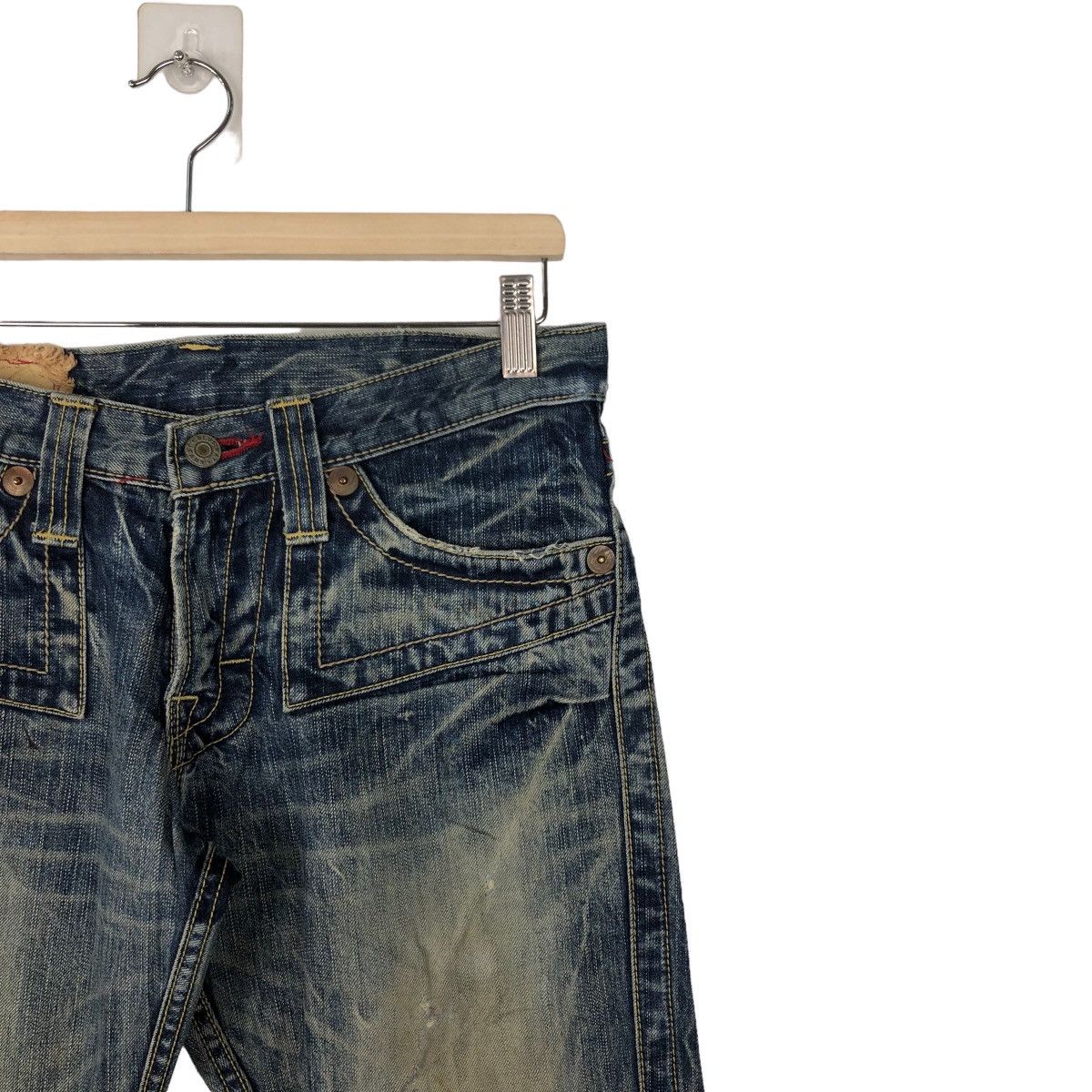 Japanese Brand VINTAGE DISTRESSED DENIM JEANS BOWCUT DESIGN ISSEY MIYAKE Size US 30 / EU 46 - 4 Thumbnail