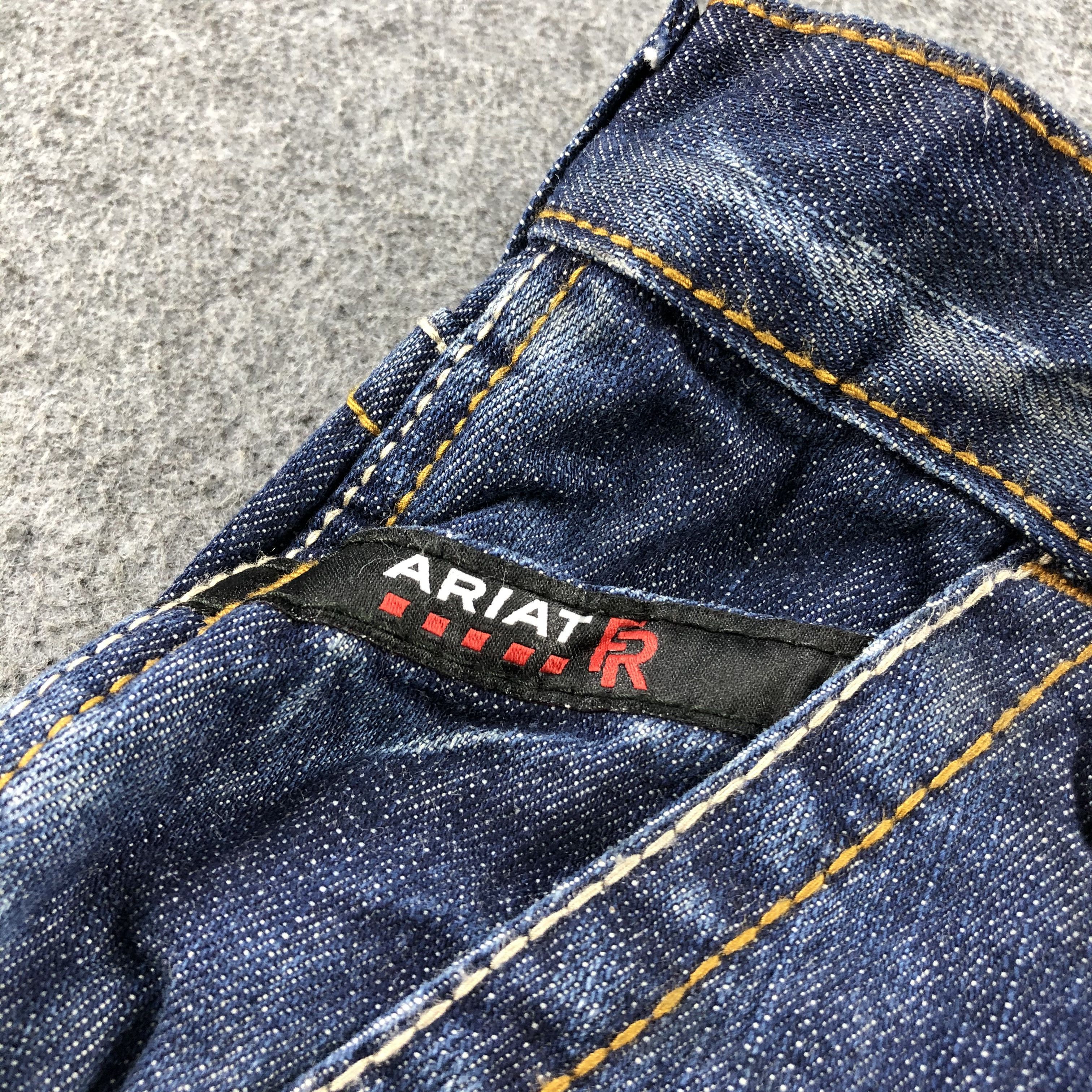 Ariat Vintage Blue Wash M4 Ariat Jeans-J2329 Size US 33 - 8 Thumbnail