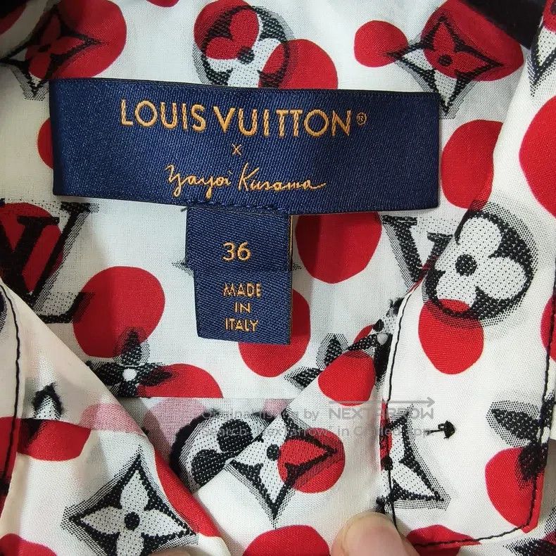 Louis Vuitton Louis Vuitton Kusama Polka Dot Logo Full Lapel Long Sleeve Size XS / US 0-2 / IT 36-38 - 3 Thumbnail