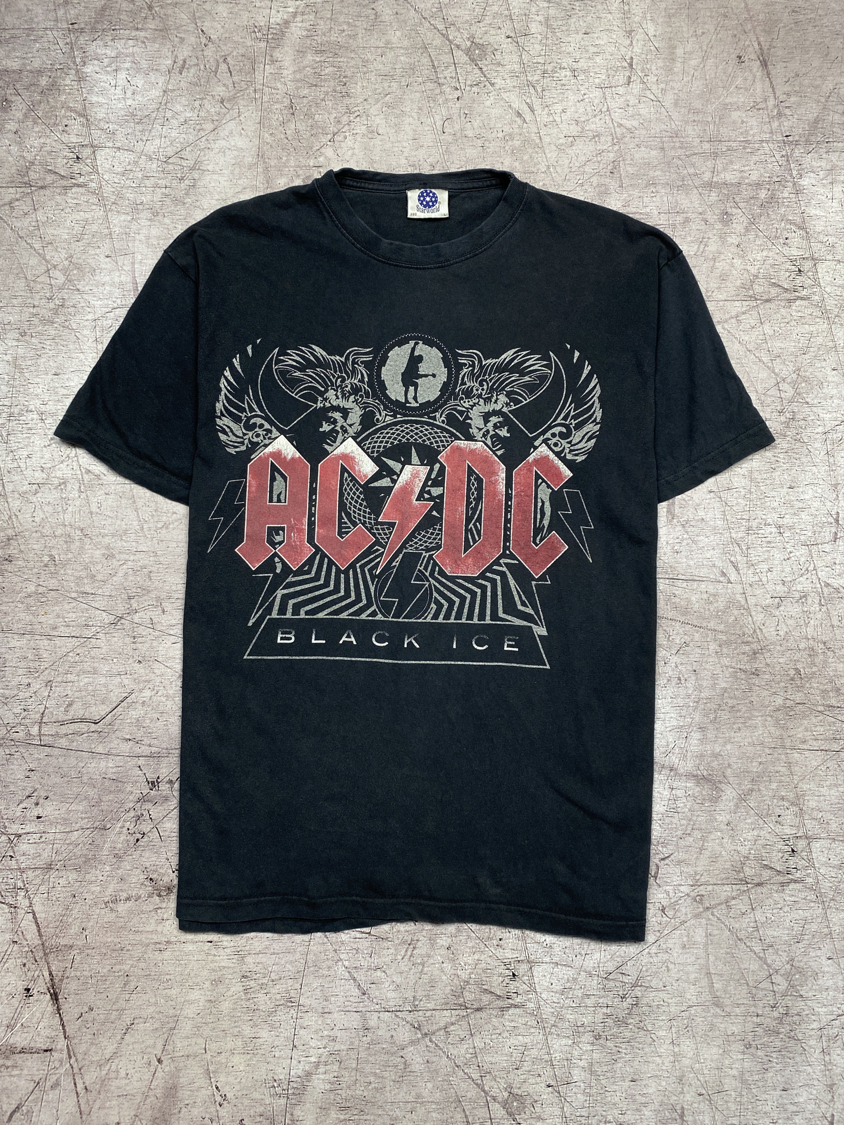 AC/DC × Band Tees Ac/Dc Black Ice Vintage Mens Rock Band T-Shirt Size US L / EU 52-54 / 3 - 1 Thumbnail