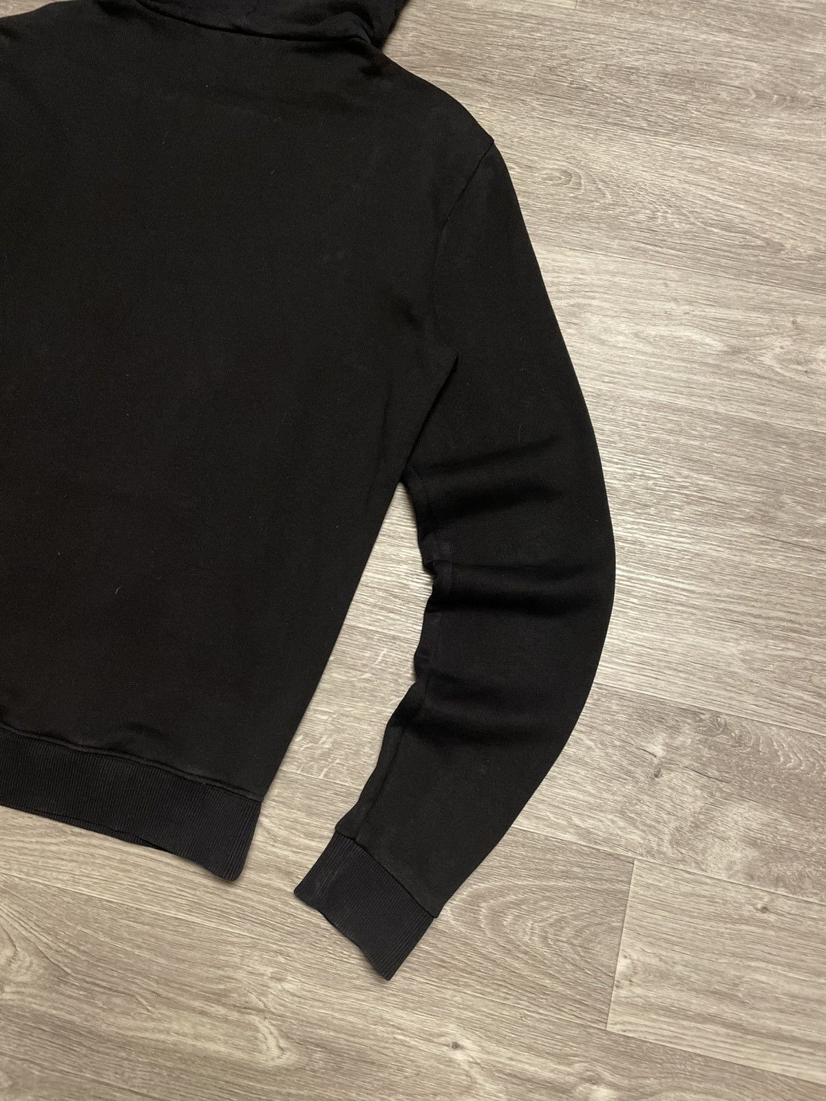 Saint Laurent Paris 2018 Saint Laurent Paris Black Center Logo Hoodie Size US L / EU 52-54 / 3 - 22 Thumbnail