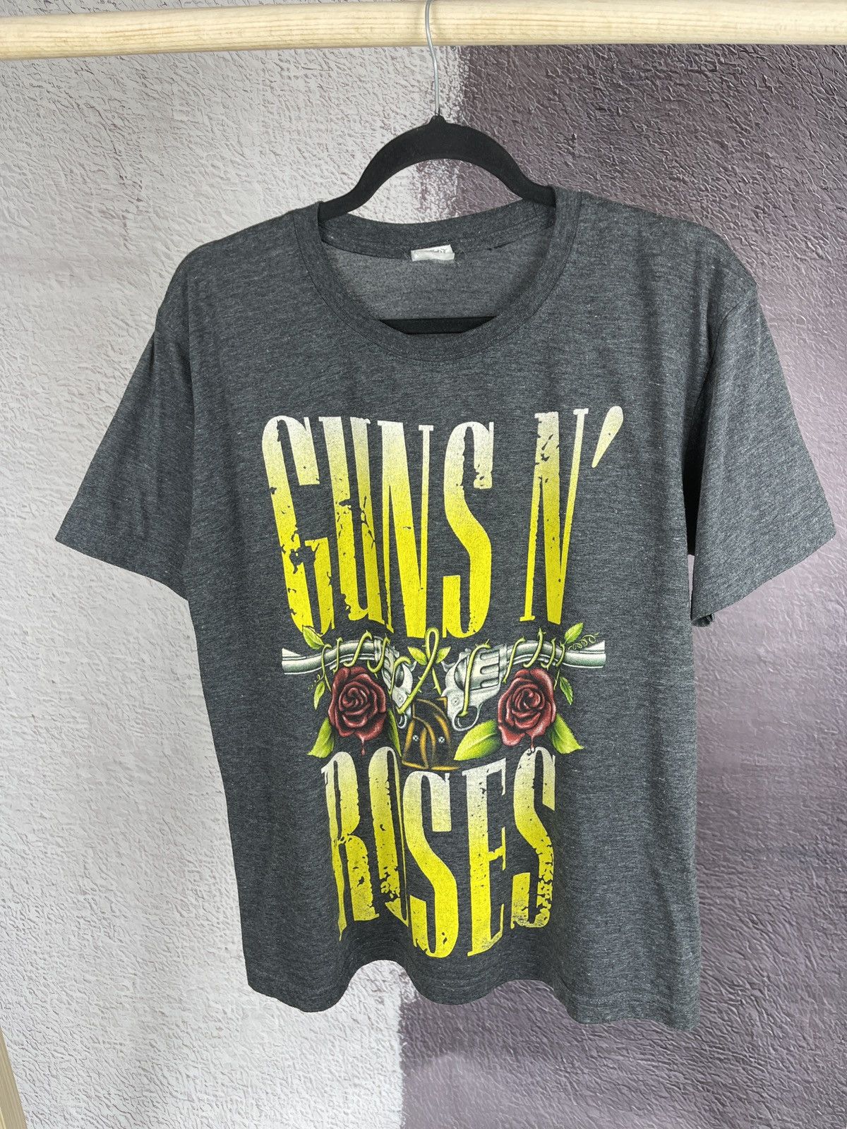 Band Tees Guns n’ Roses vintage y2k double side band tee shirt Size US S / EU 44-46 / 1 - 2 Thumbnail