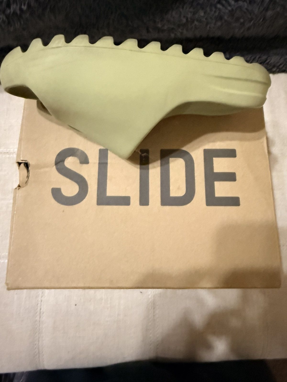 Yeezy Yeezy Slide – Unisex – Authentic – Resin Size US 6 / EU 39 - 14 Thumbnail