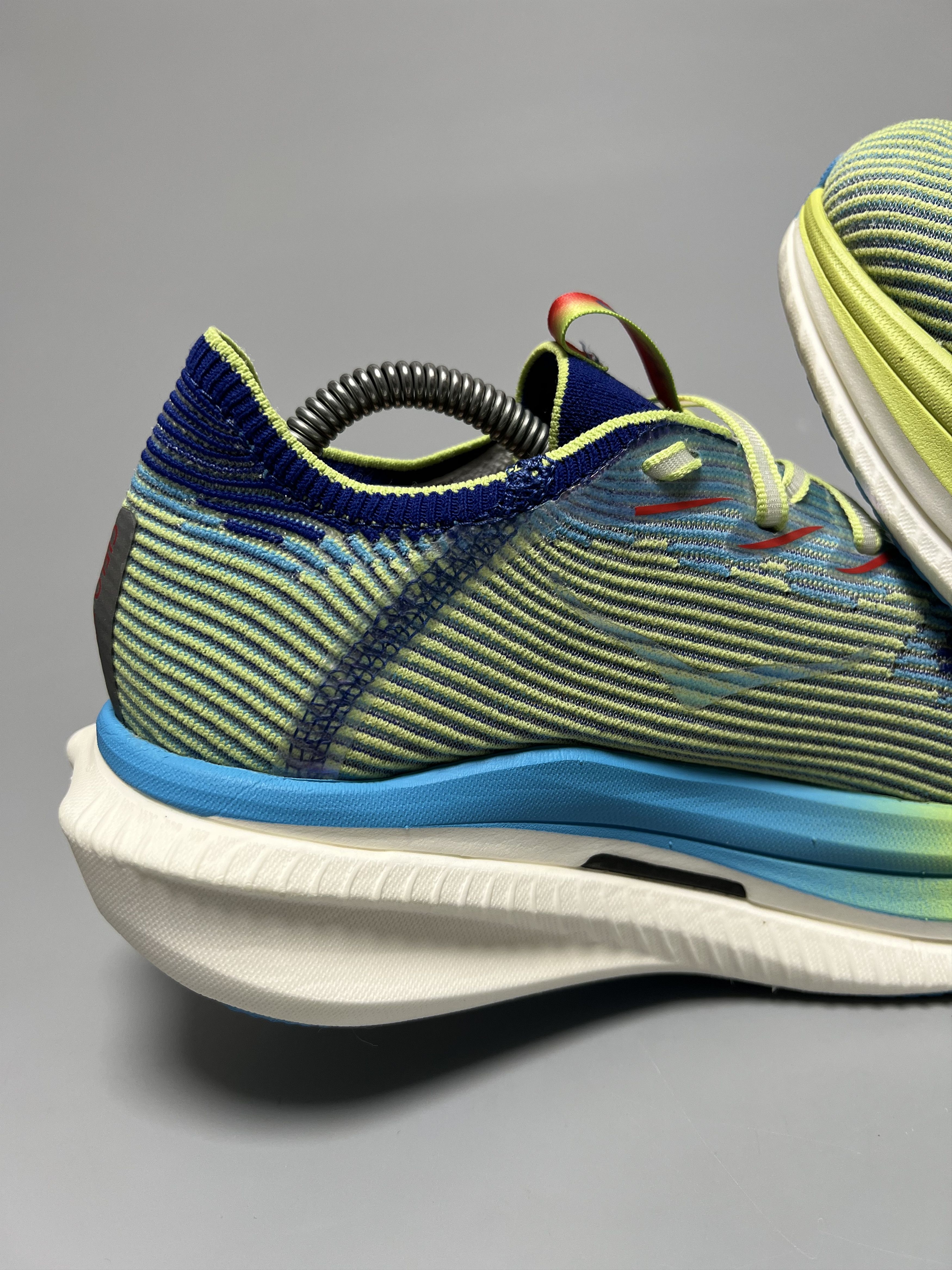 Hoka Hoka One One Celio X1 Evening Sky Lettuce Running Shoes Size US 7 / EU 40 - 9 Thumbnail