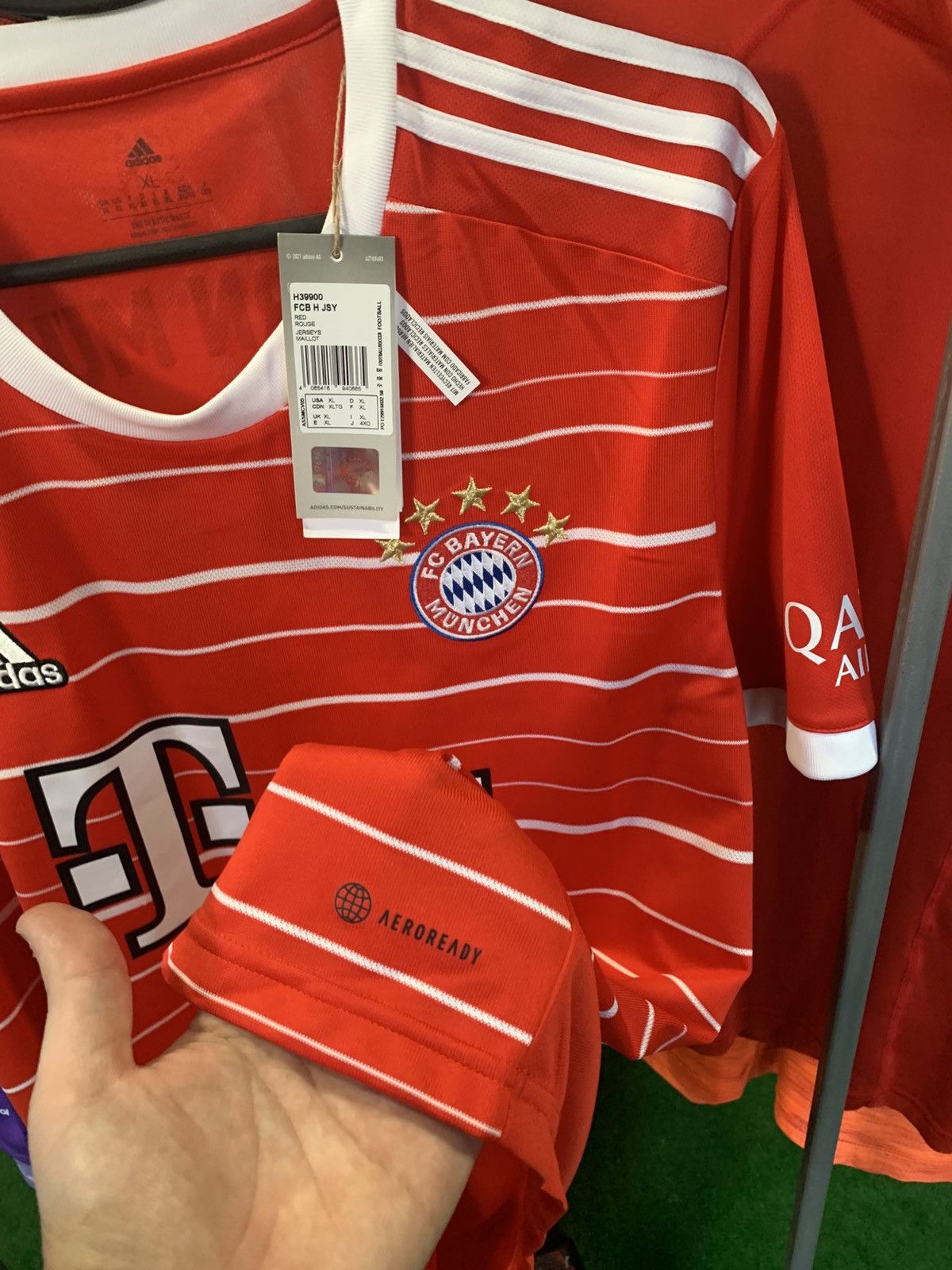 Adidas Bayern Munich Jersey Home football 2022 - 2023 Tchutcho 17 Size US XL / EU 56 / 4 - 3 Thumbnail