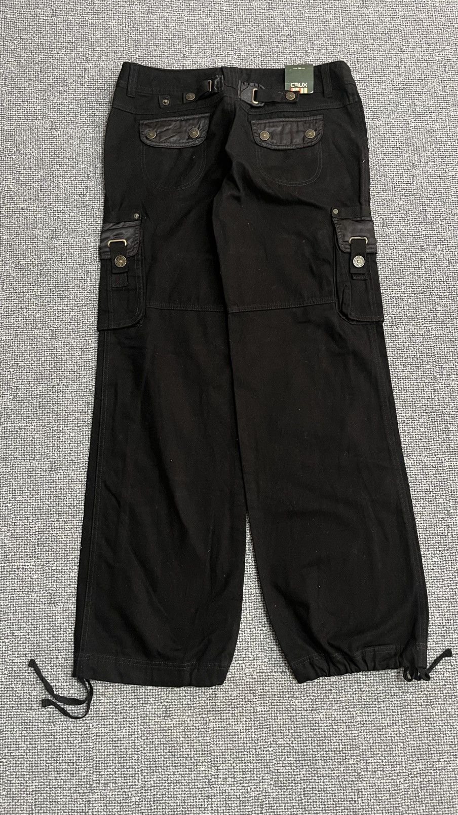 Japanese Brand Vintage Japanese Brand Crux Cargo Black pant size 32 x 30 Size US 32 / EU 48 - 8 Thumbnail