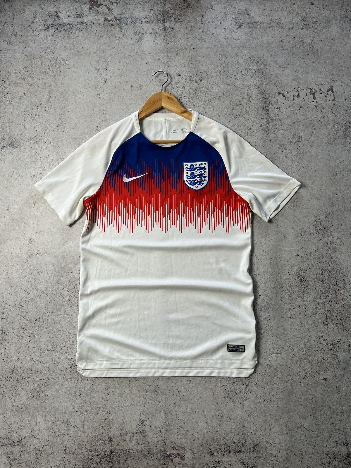 Nike ENGLAND PRE MATCH TRAINING FOOTBALL SHIRT SOCCER JERSEY NIKE Size US M / EU 48-50 / 2 - 2 Thumbnail
