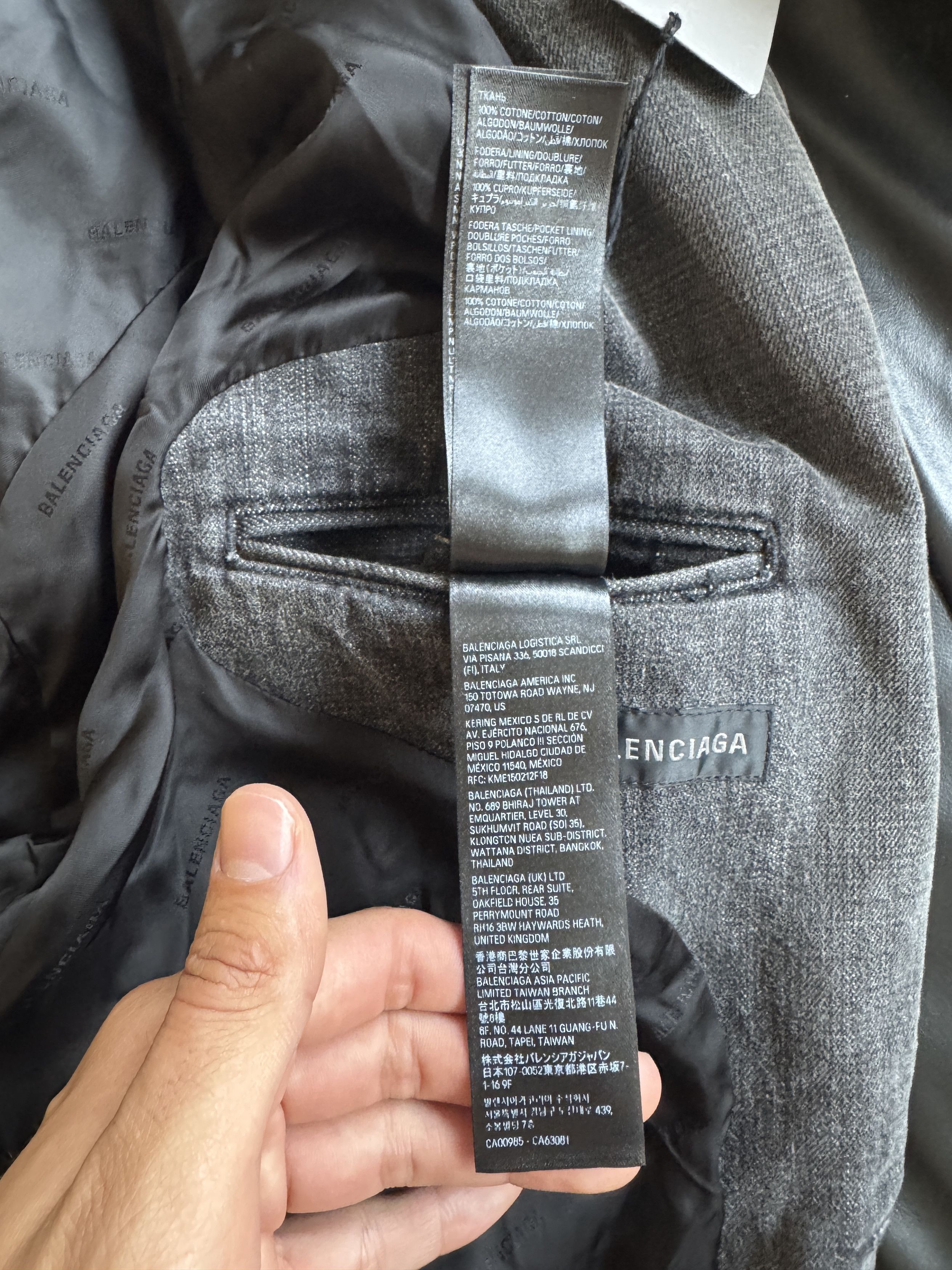 Balenciaga Washed Denim Blazer Size US L / EU 52-54 / 3 - 24 Thumbnail