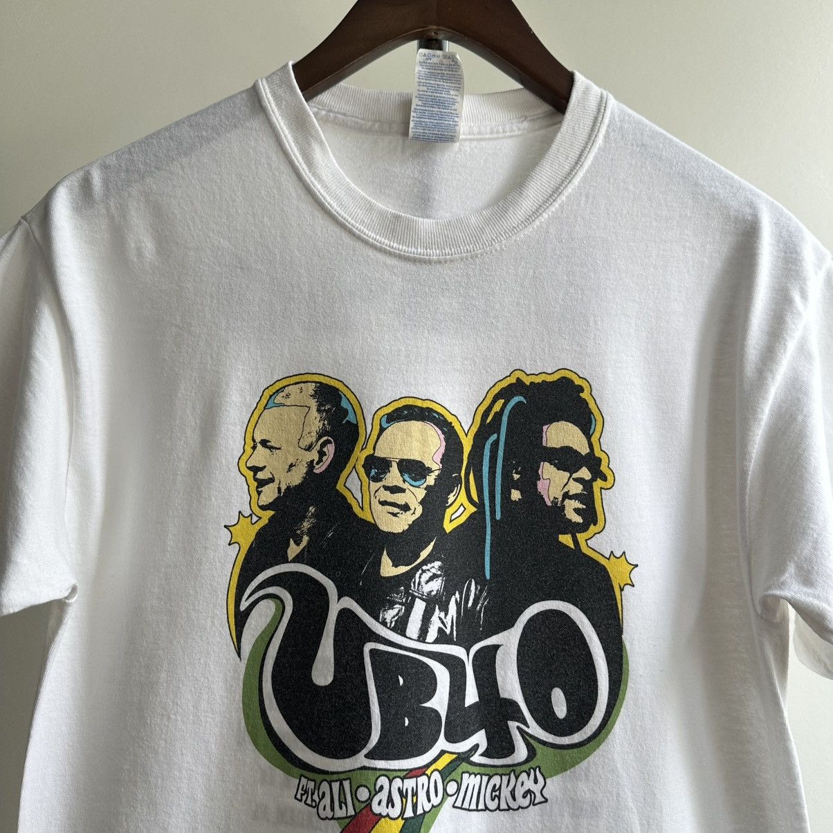 Band Tees × Vintage Vintage UB40 The Labour of Love Band Tour Tee Size US M / EU 48-50 / 2 - 2 Thumbnail