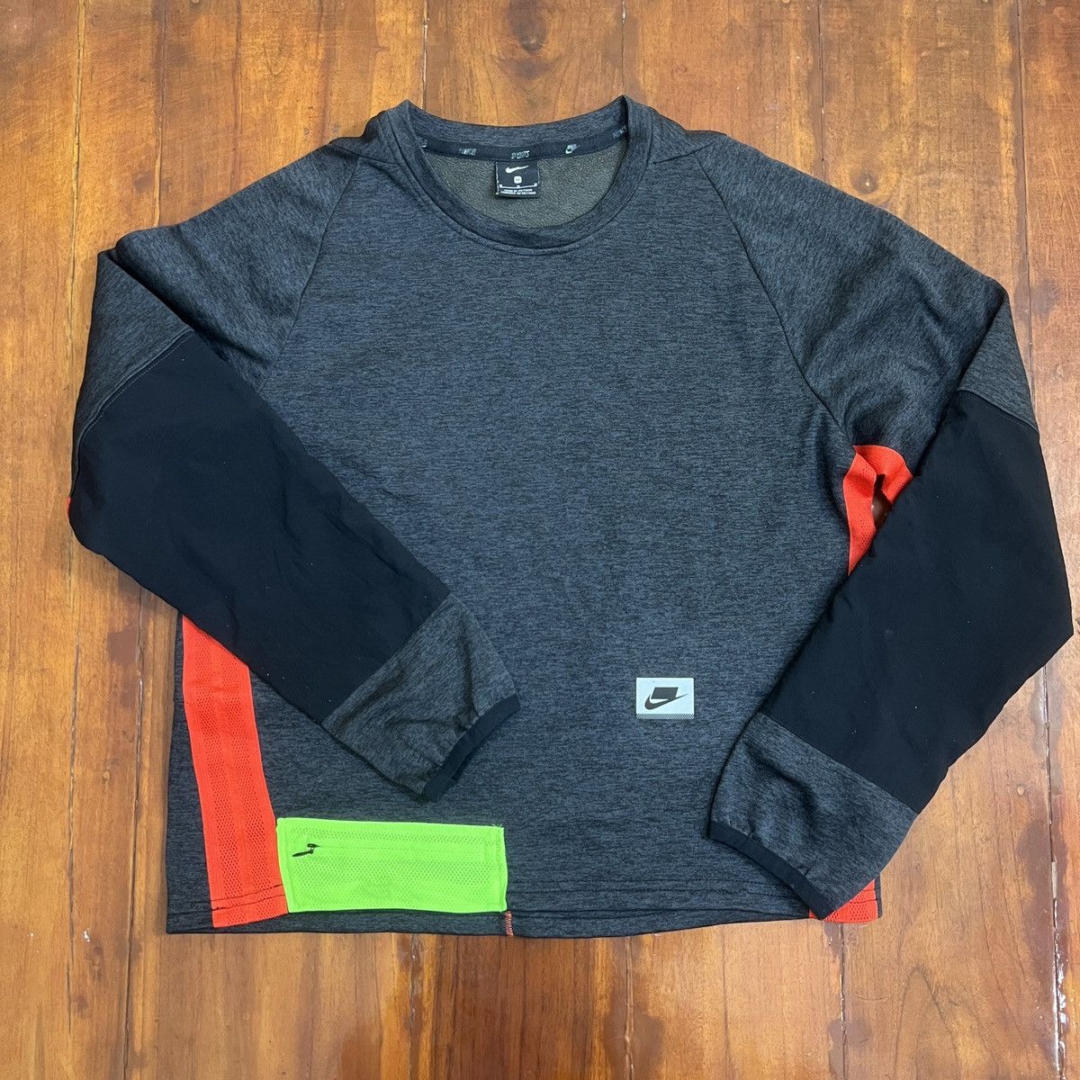 Nike Nike running sweatshirt Size US M / EU 48-50 / 2 - 1 Thumbnail