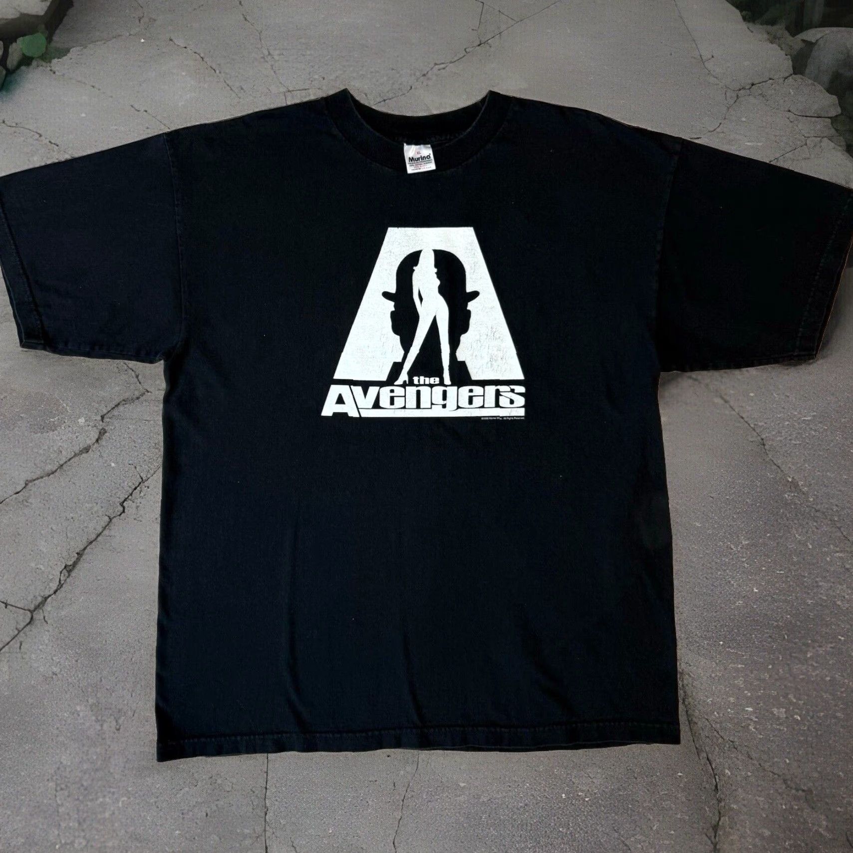 Vintage VINTAGE The Avengers Movie Promo Shirt XL Black 90s Uma Thurman Sean Connery Spy T-Shirt Men Short Sleeve Logo Crew Neck Cotton Knit Size US XL / EU 56 / 4 - 2 Thumbnail